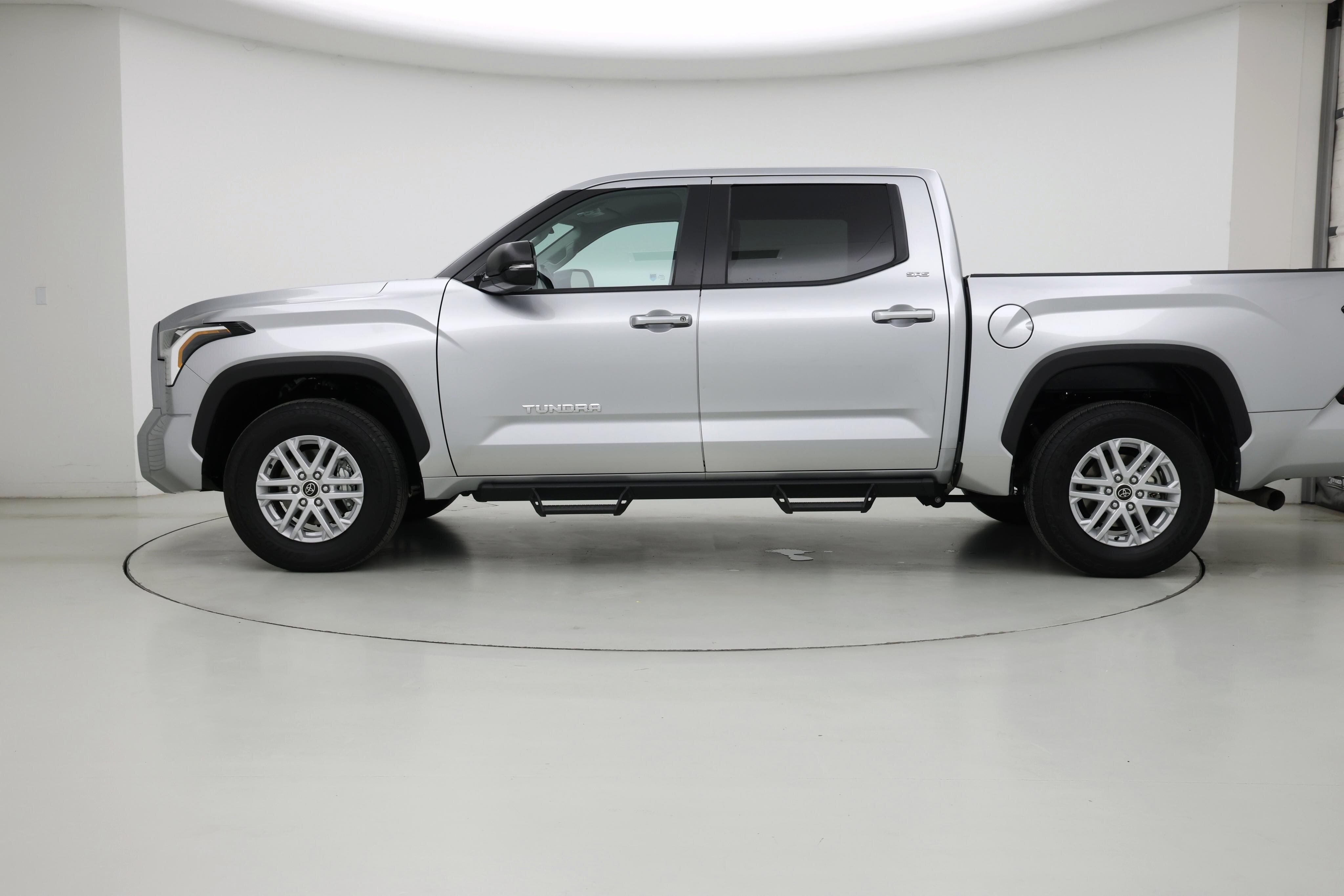 Thumbnail: 2024 Toyota Tundra - 3