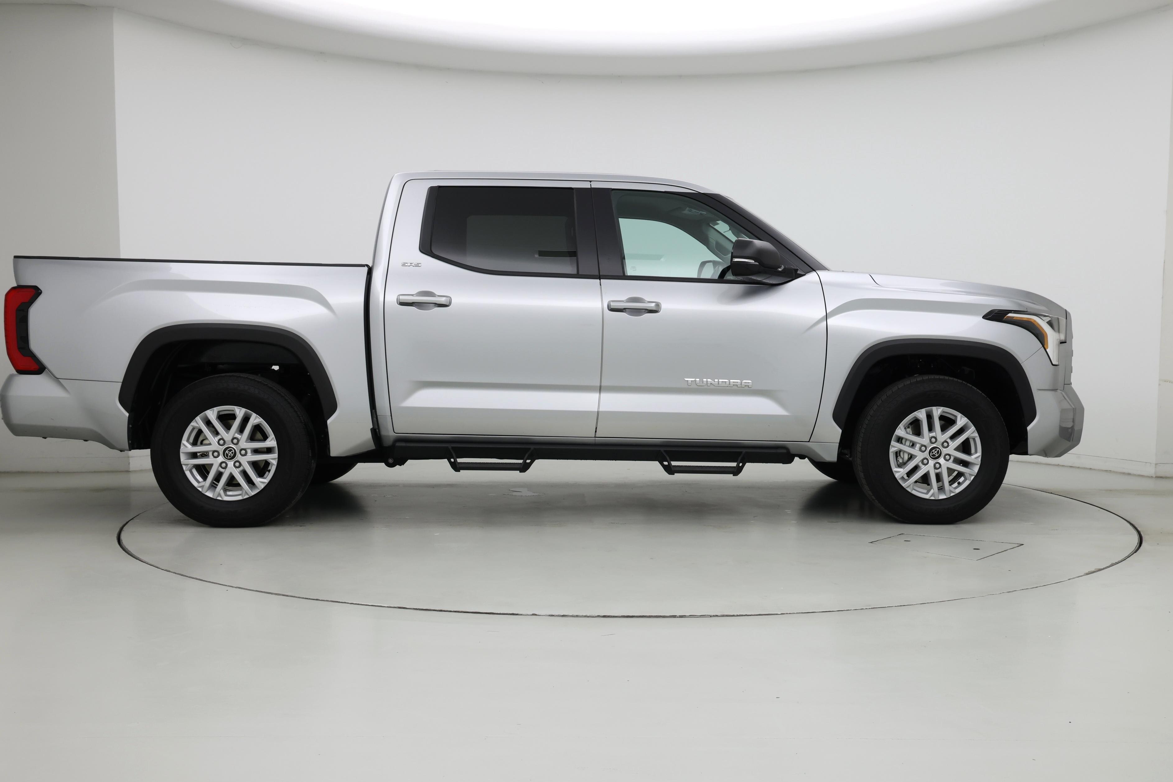 Thumbnail: 2024 Toyota Tundra - 7