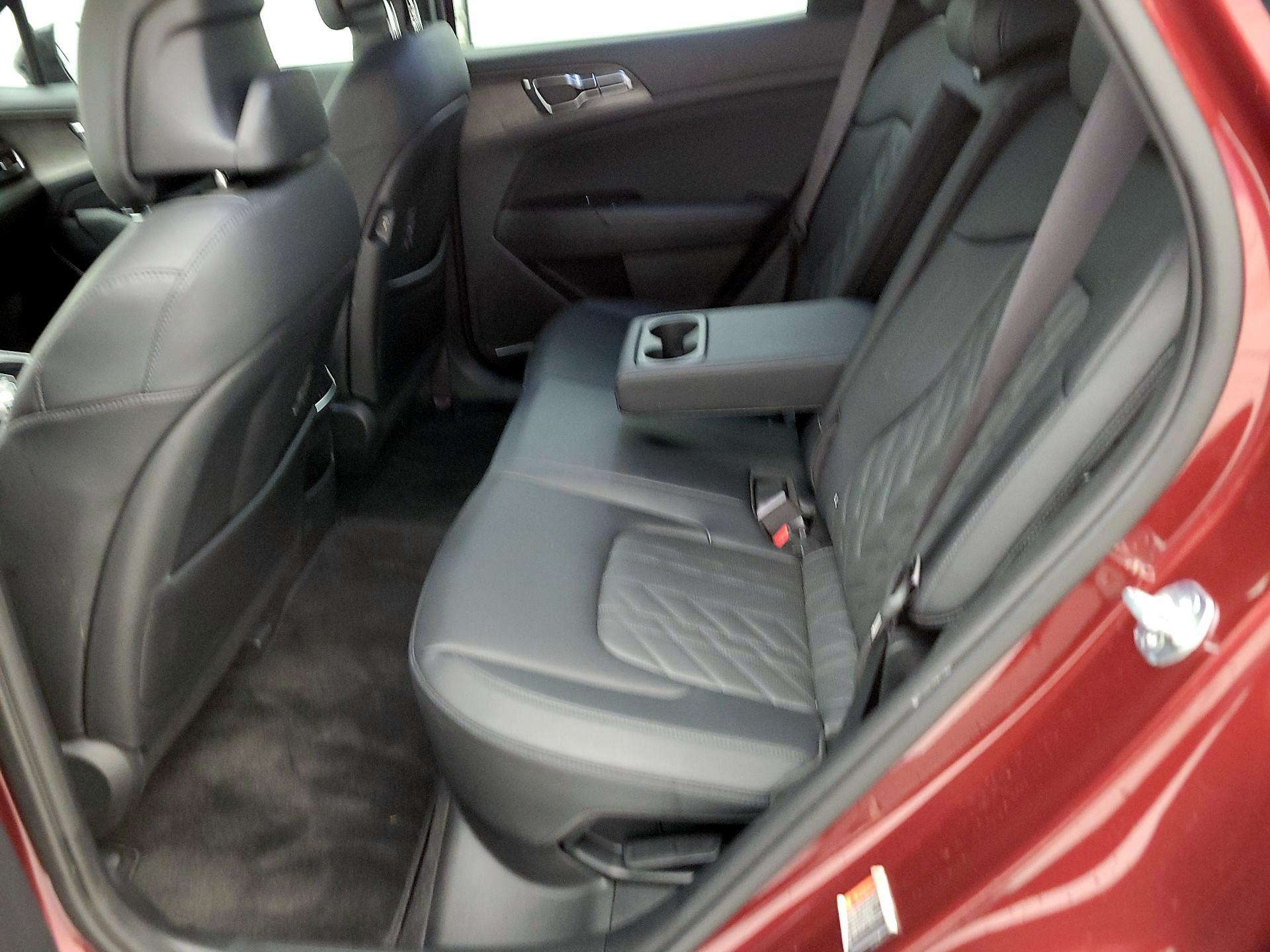 Thumbnail: 2023 Kia Sportage - 19