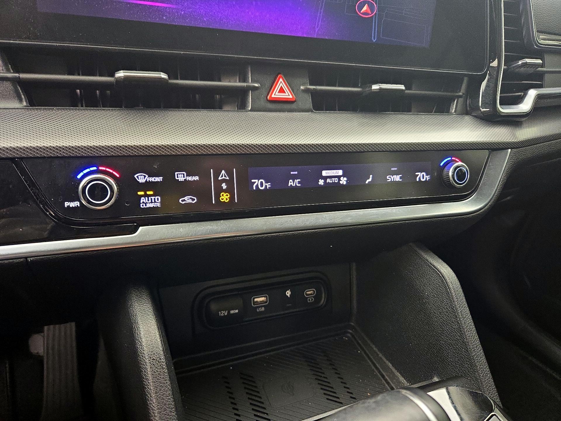 Thumbnail: 2023 Kia Sportage - 17