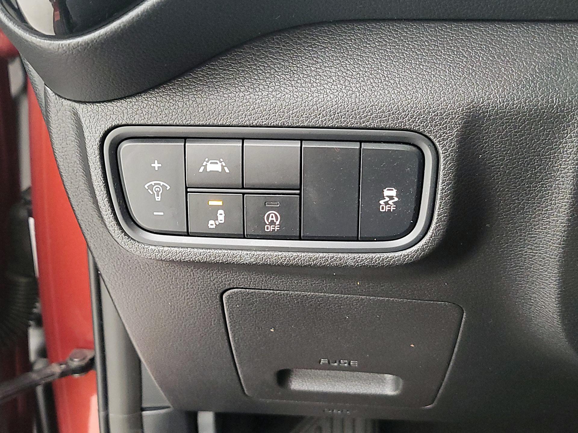 Thumbnail: 2022 Kia Soul - 13