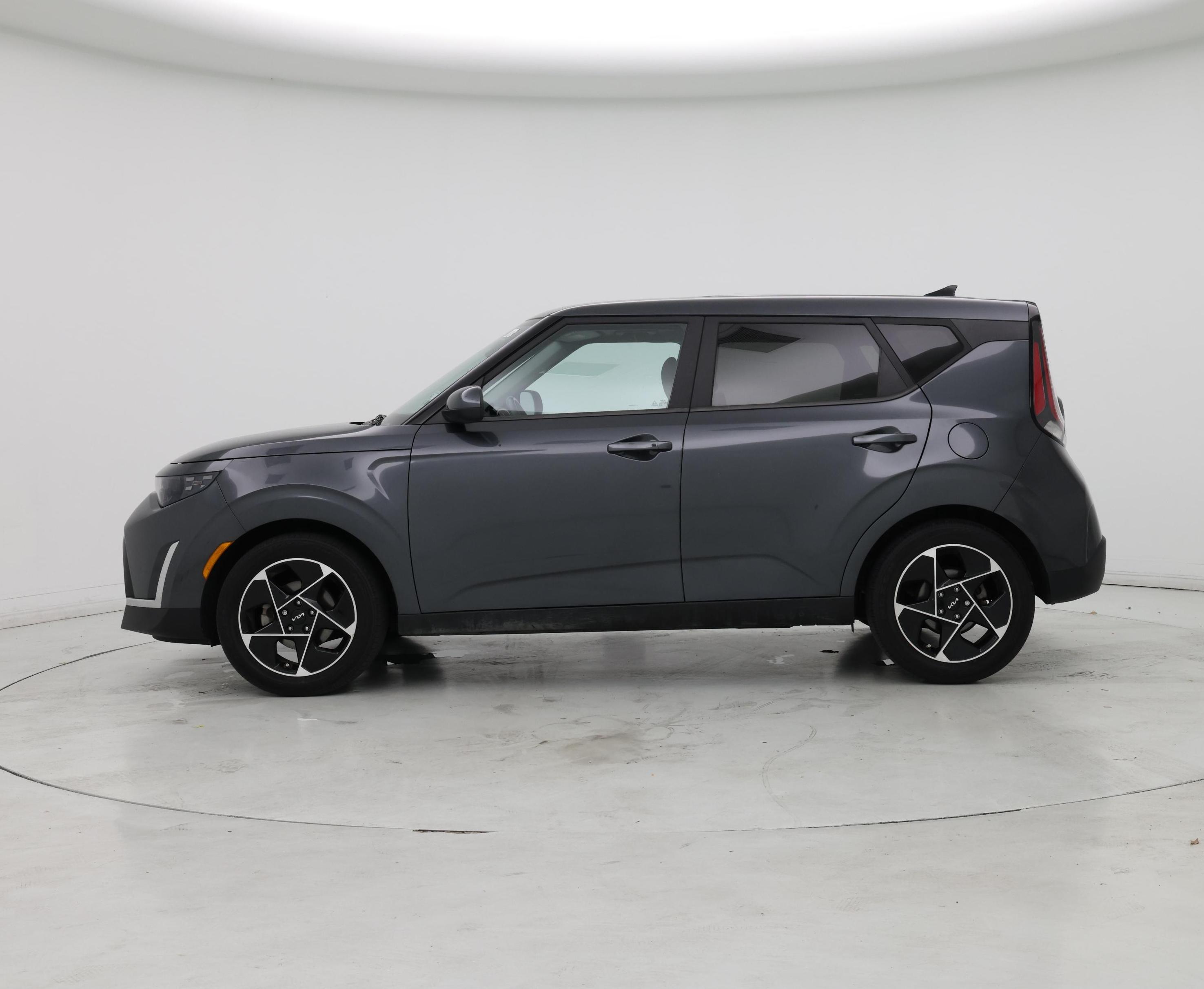 Thumbnail: 2023 Kia Soul - 3