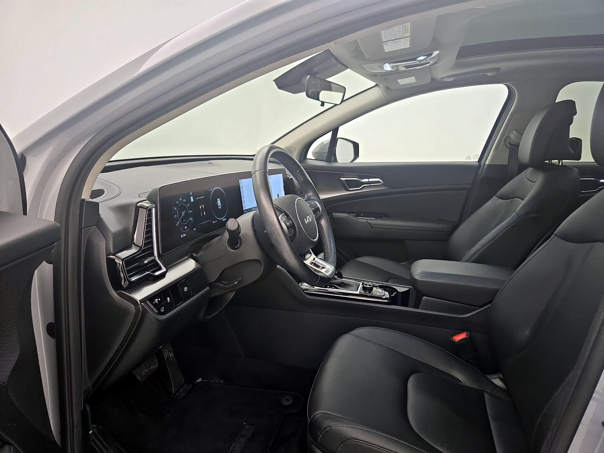 Thumbnail: 2023 Kia Sportage - 11