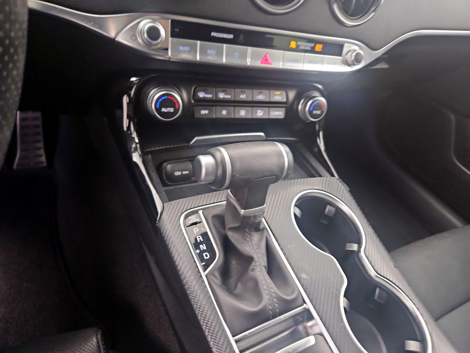 Thumbnail: 2023 Kia Stinger - 17