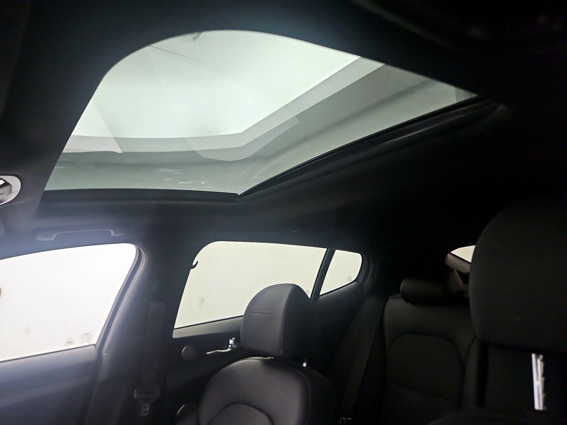 Thumbnail: 2023 Kia Stinger - 19