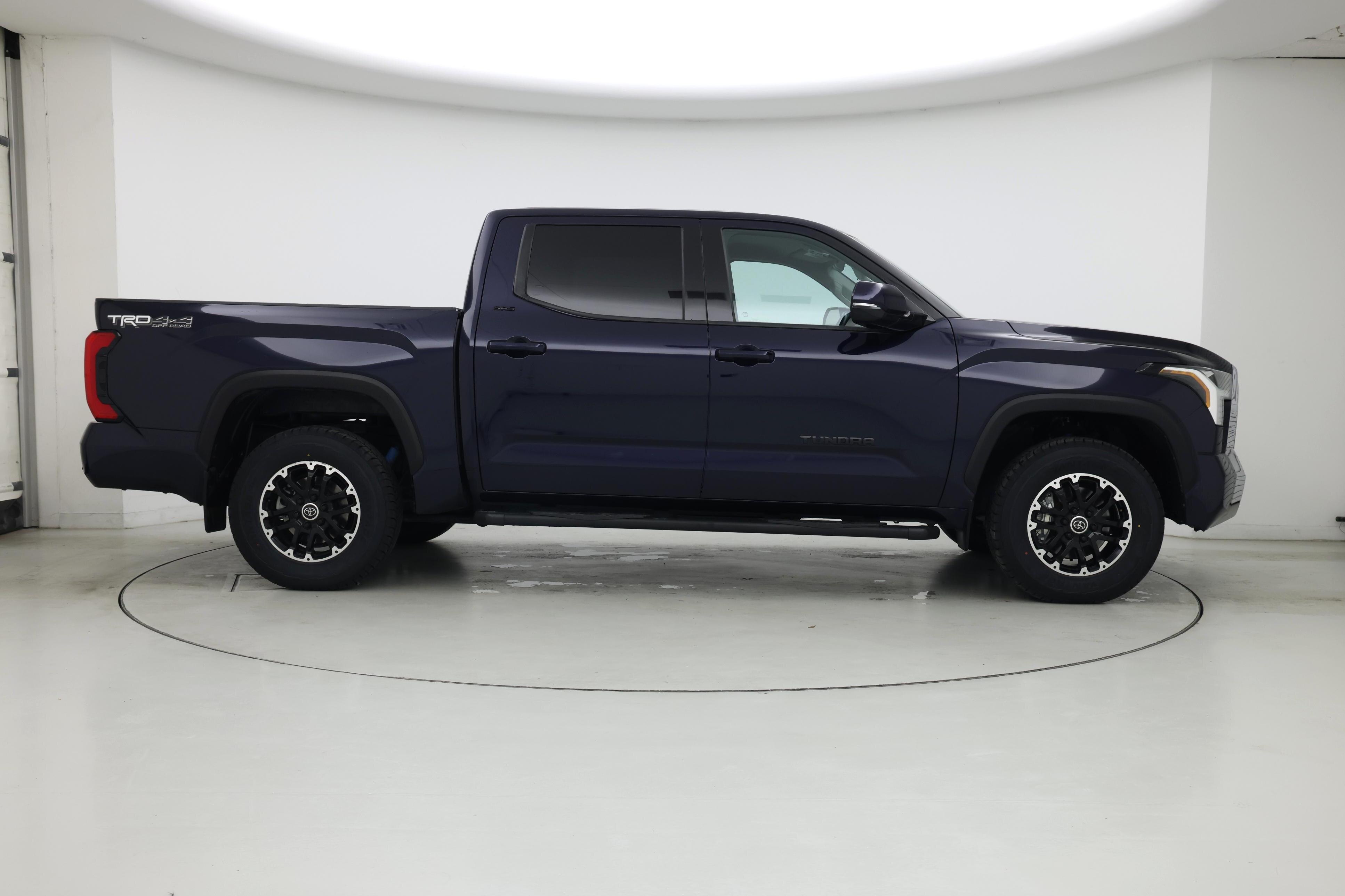 Thumbnail: 2023 Toyota Tundra - 7