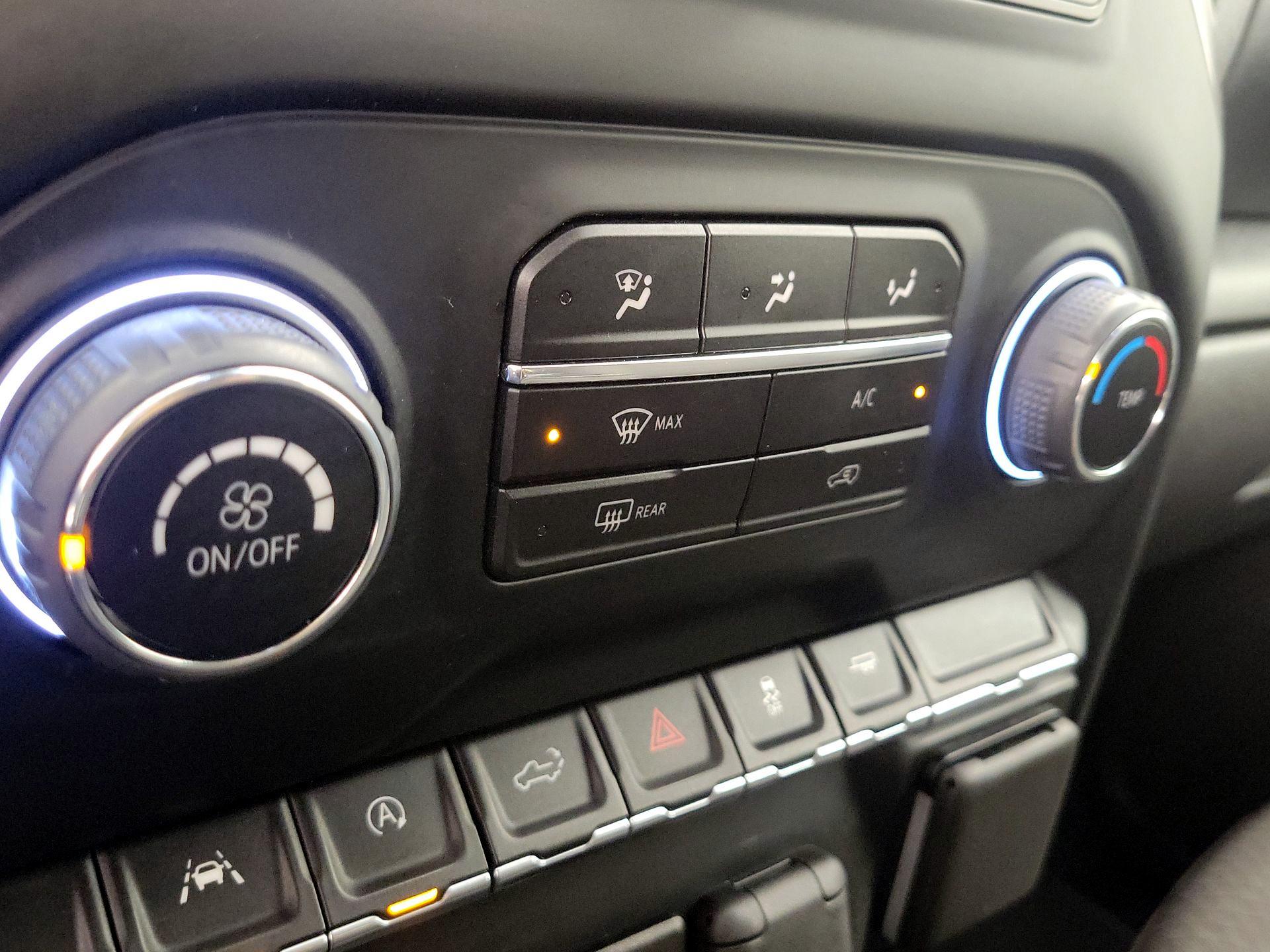 Thumbnail: 2024 Chevrolet Silverado 1500 - 16