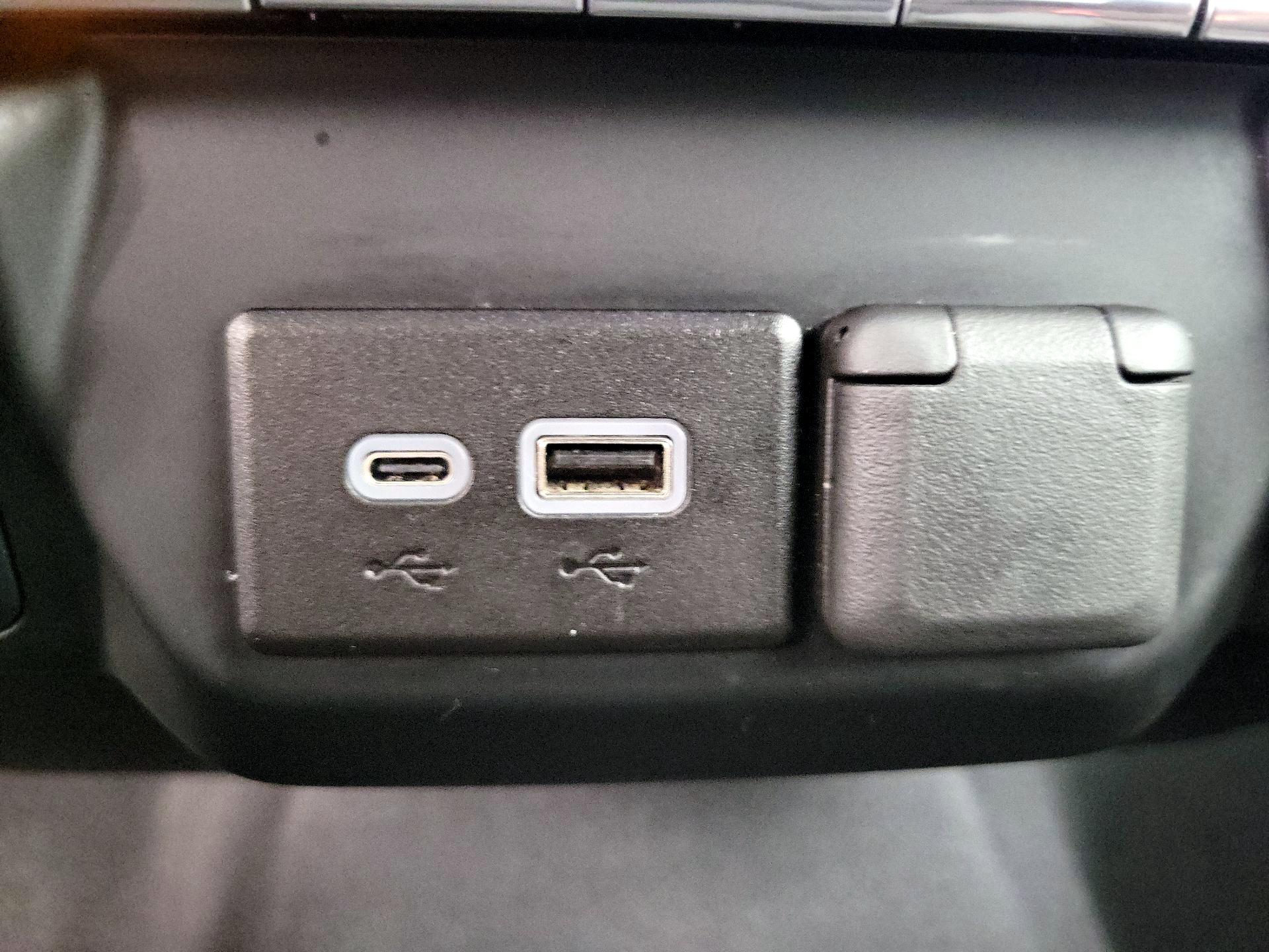 Thumbnail: 2024 Chevrolet Silverado 1500 - 18