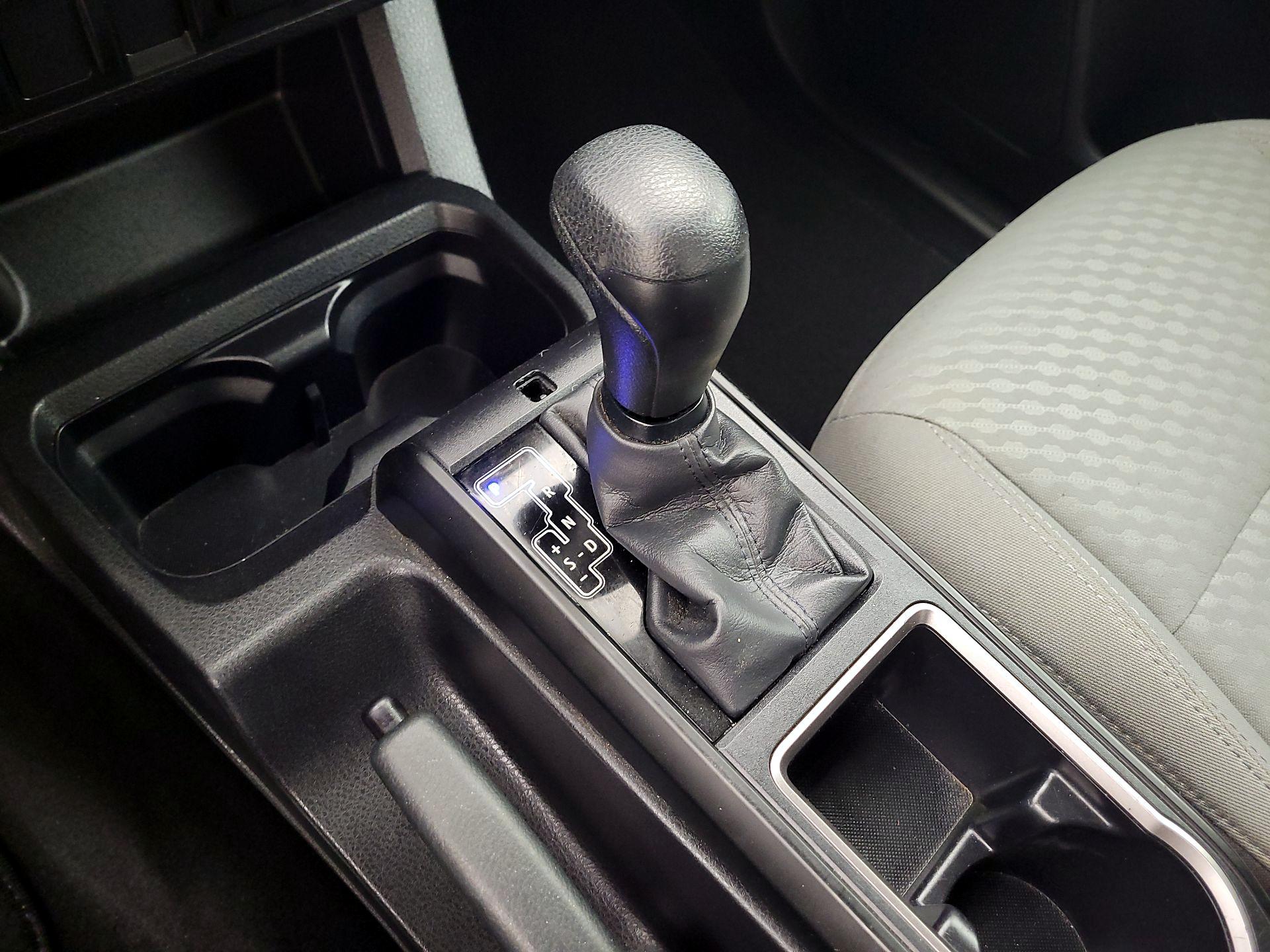 Thumbnail: 2022 Toyota Tacoma - 17