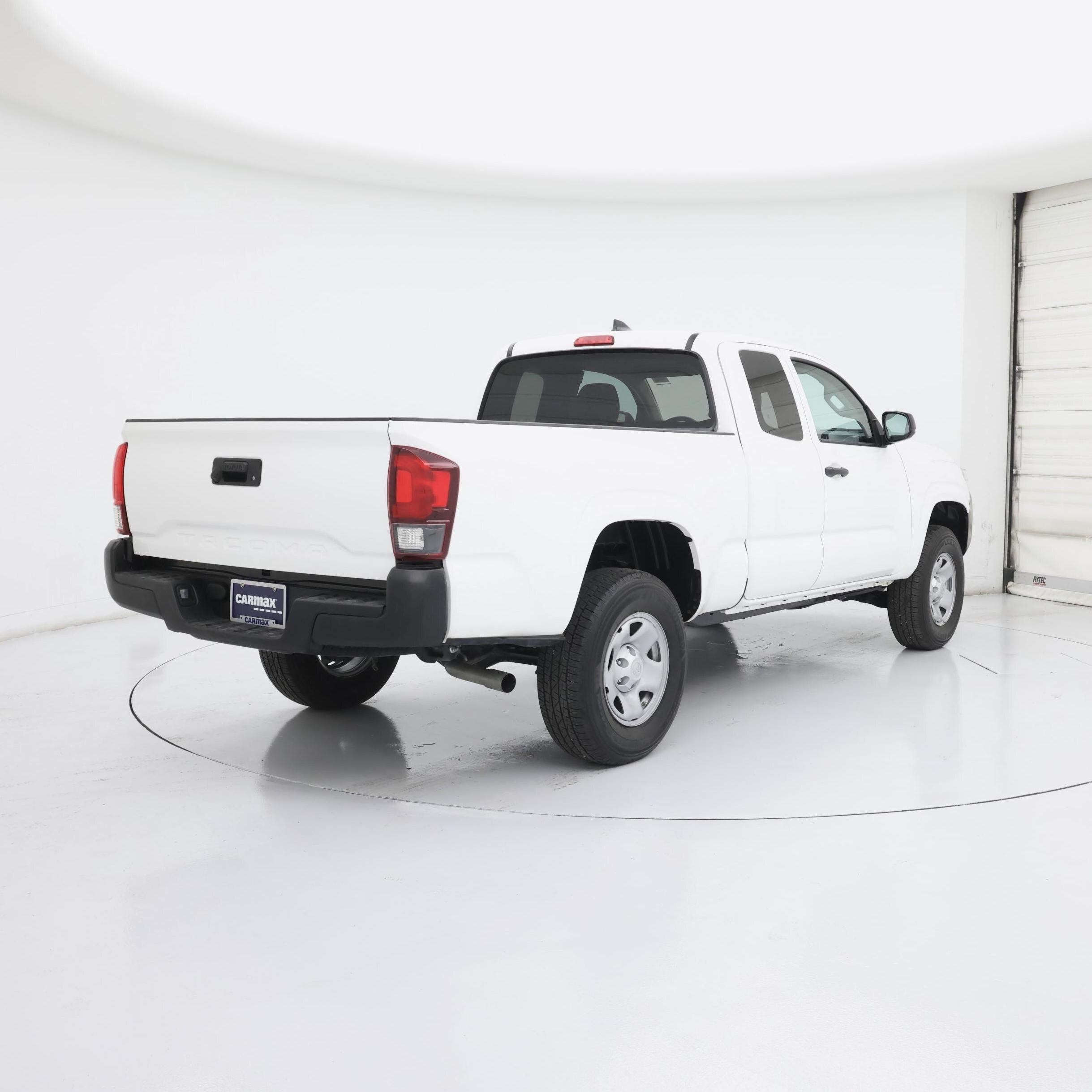 Thumbnail: 2022 Toyota Tacoma - 8