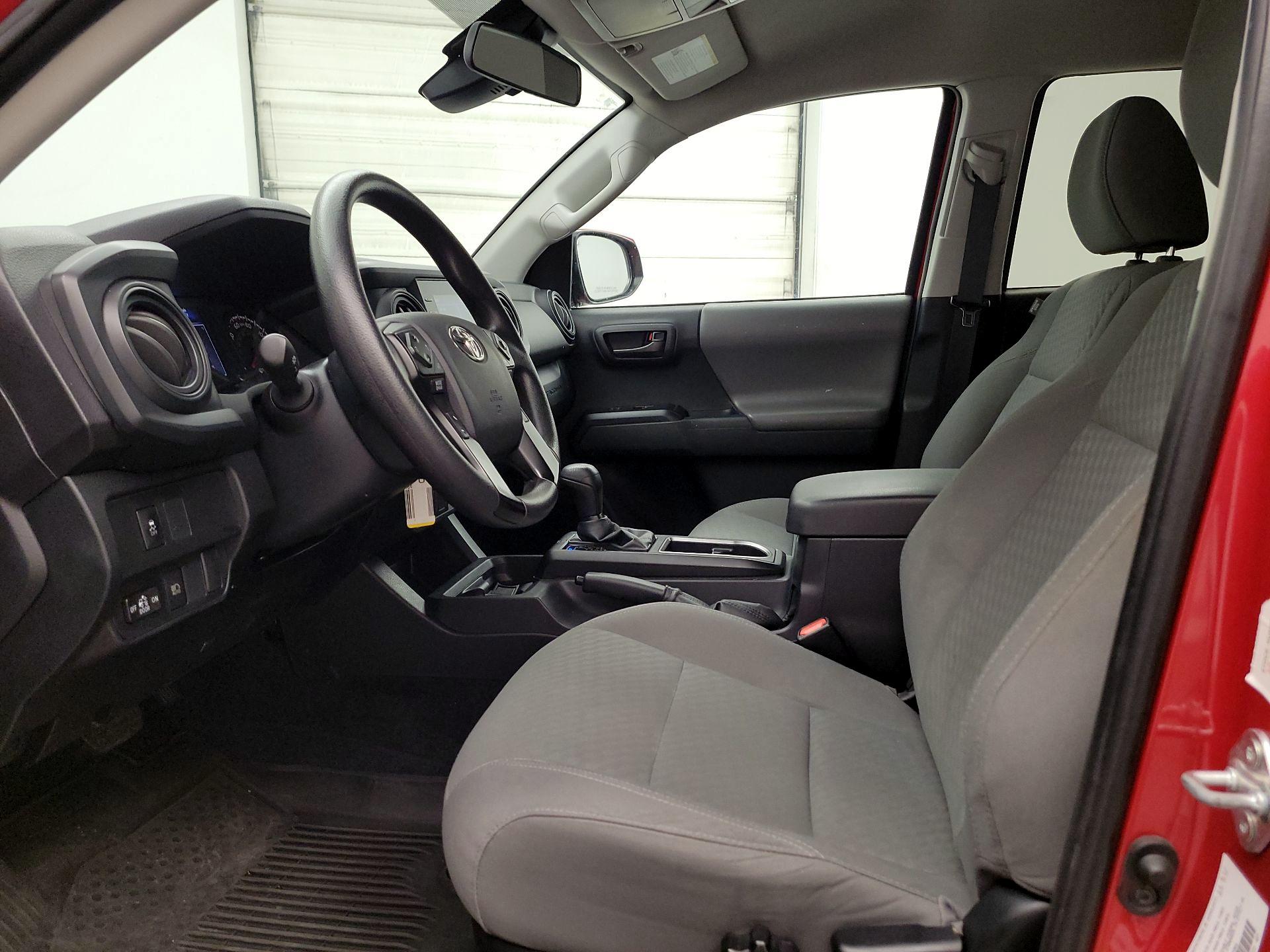 Thumbnail: 2022 Toyota Tacoma - 11