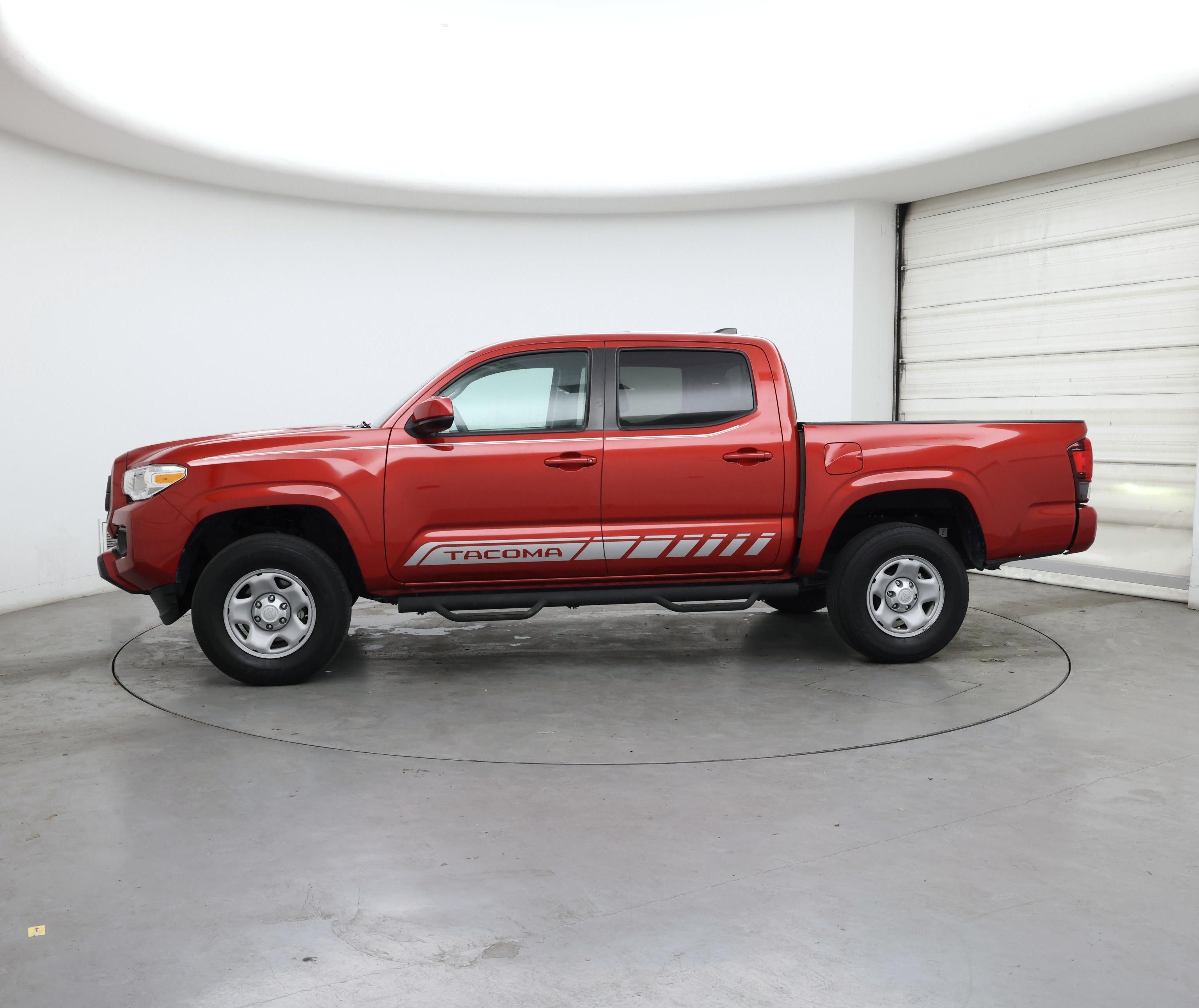 Thumbnail: 2022 Toyota Tacoma - 3