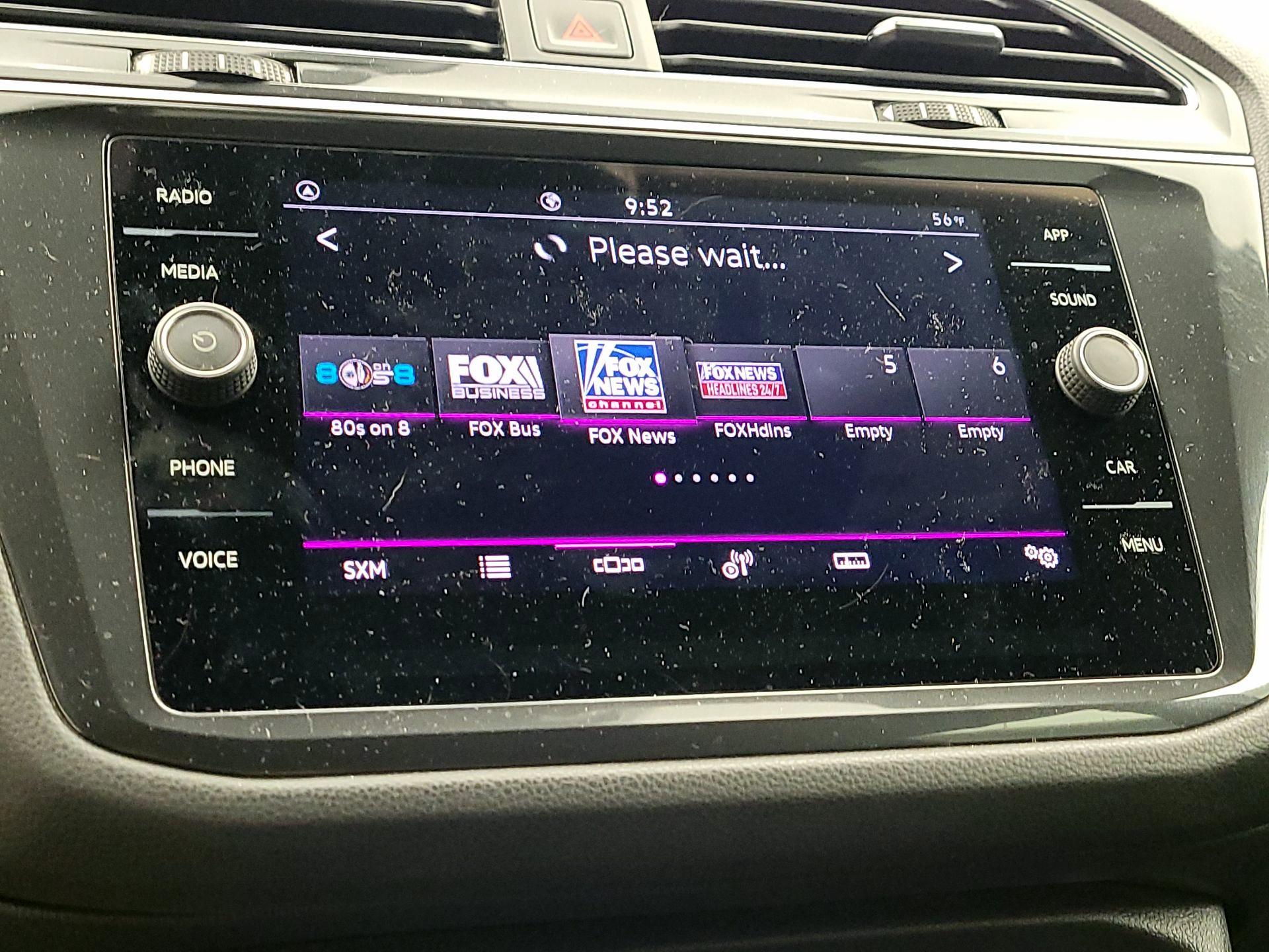 Thumbnail: 2023 Volkswagen Tiguan - 15