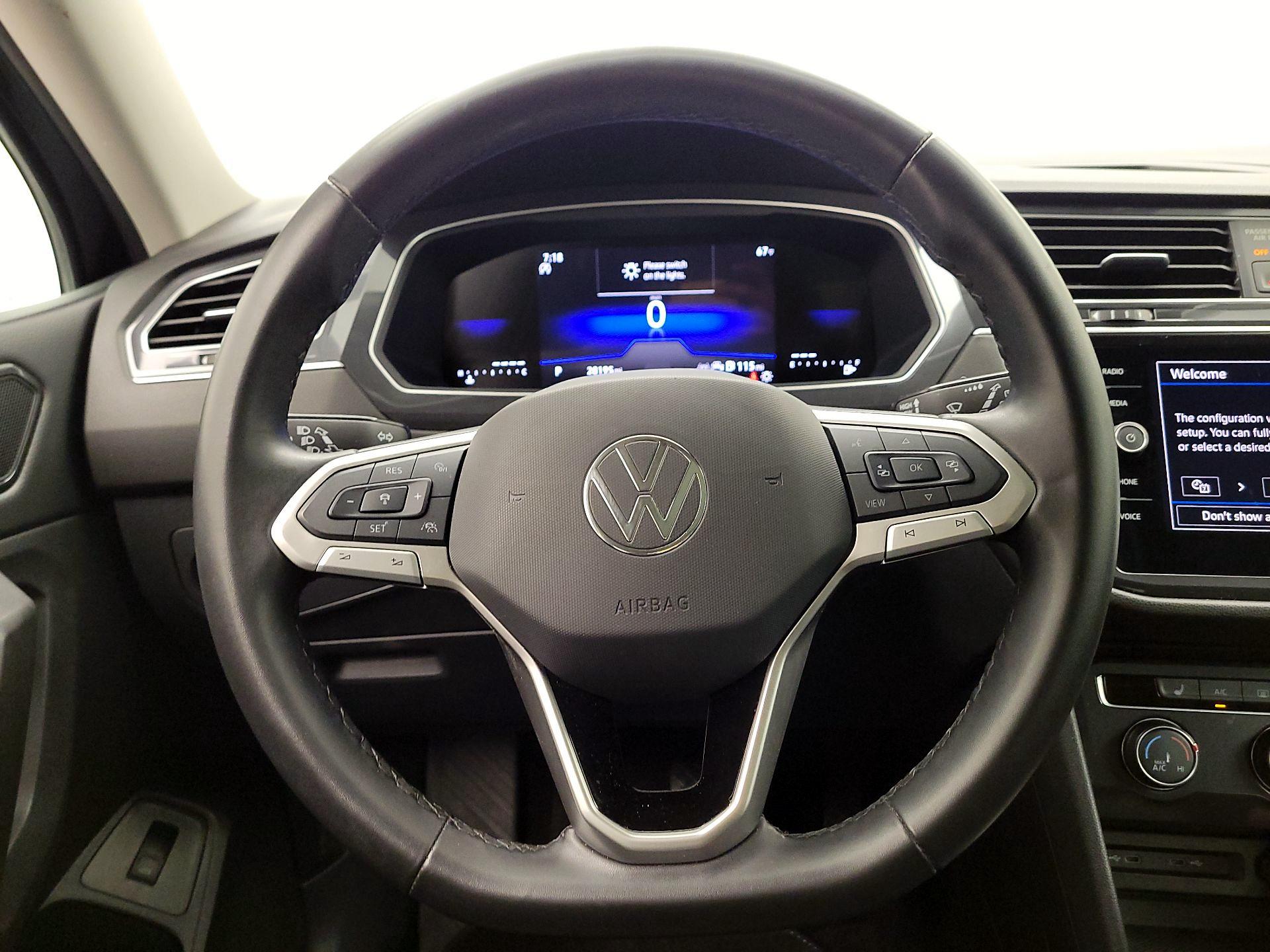 Thumbnail: 2024 Volkswagen Tiguan - 10