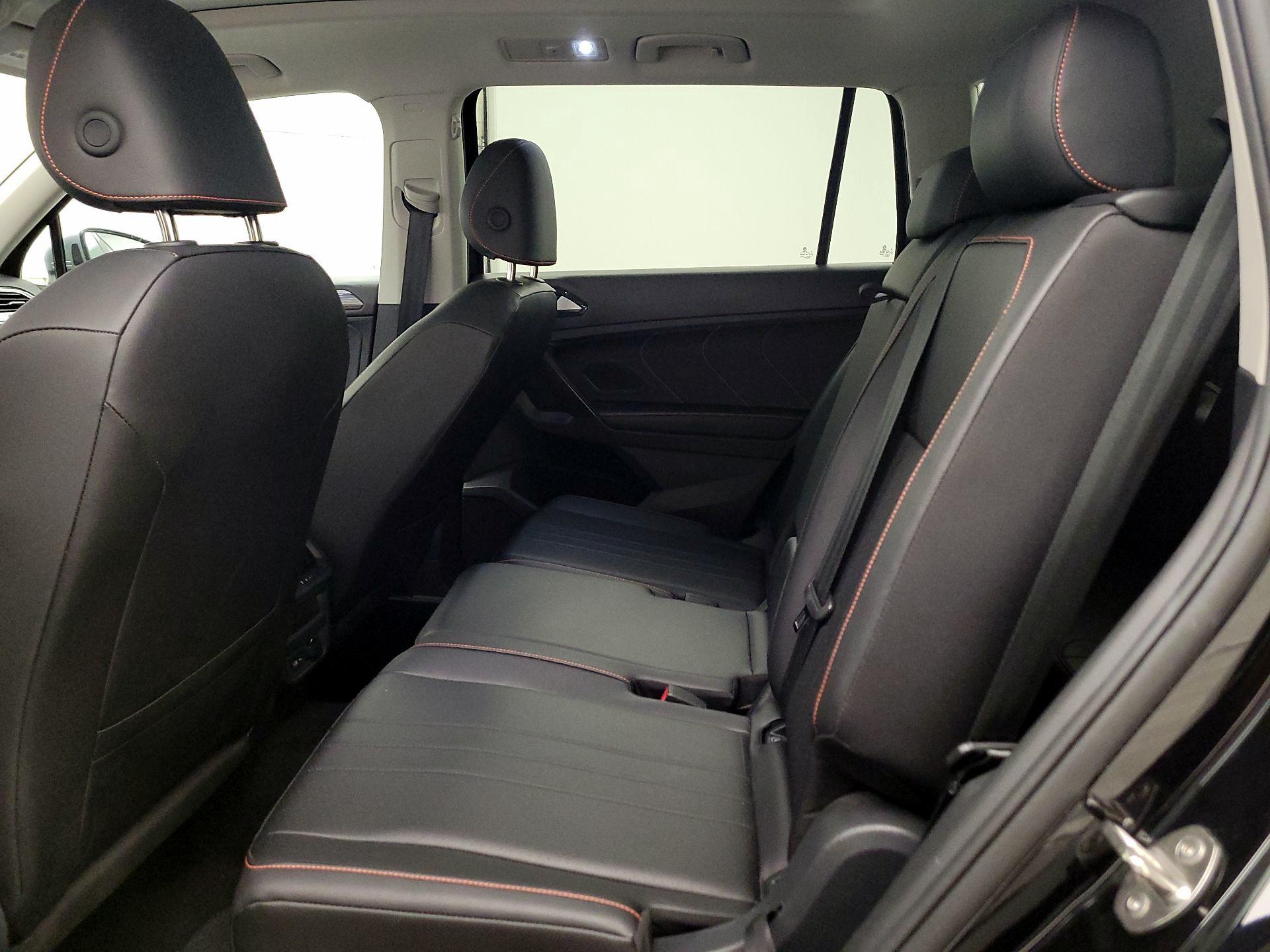 Thumbnail: 2024 Volkswagen Tiguan - 19