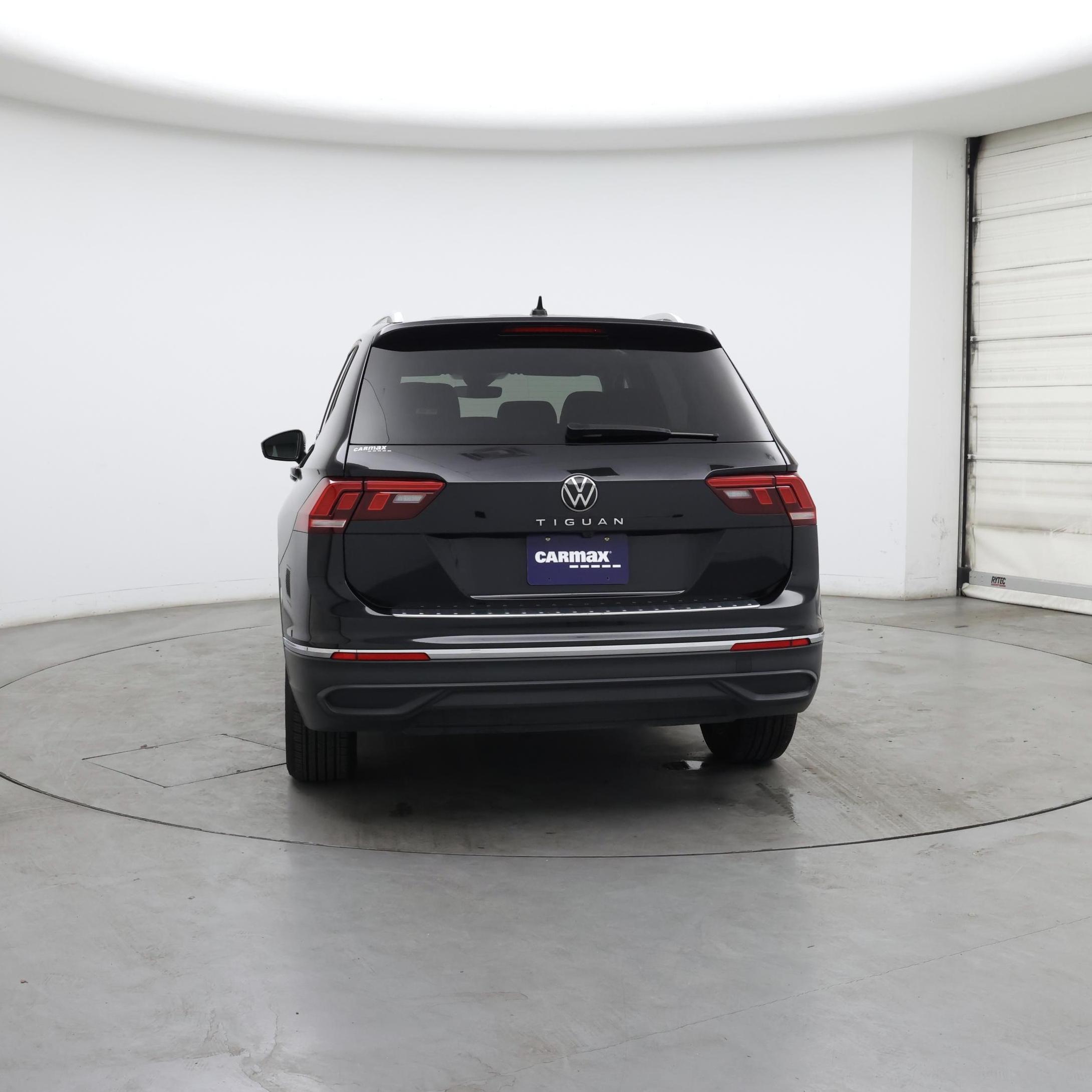 Thumbnail: 2024 Volkswagen Tiguan - 6