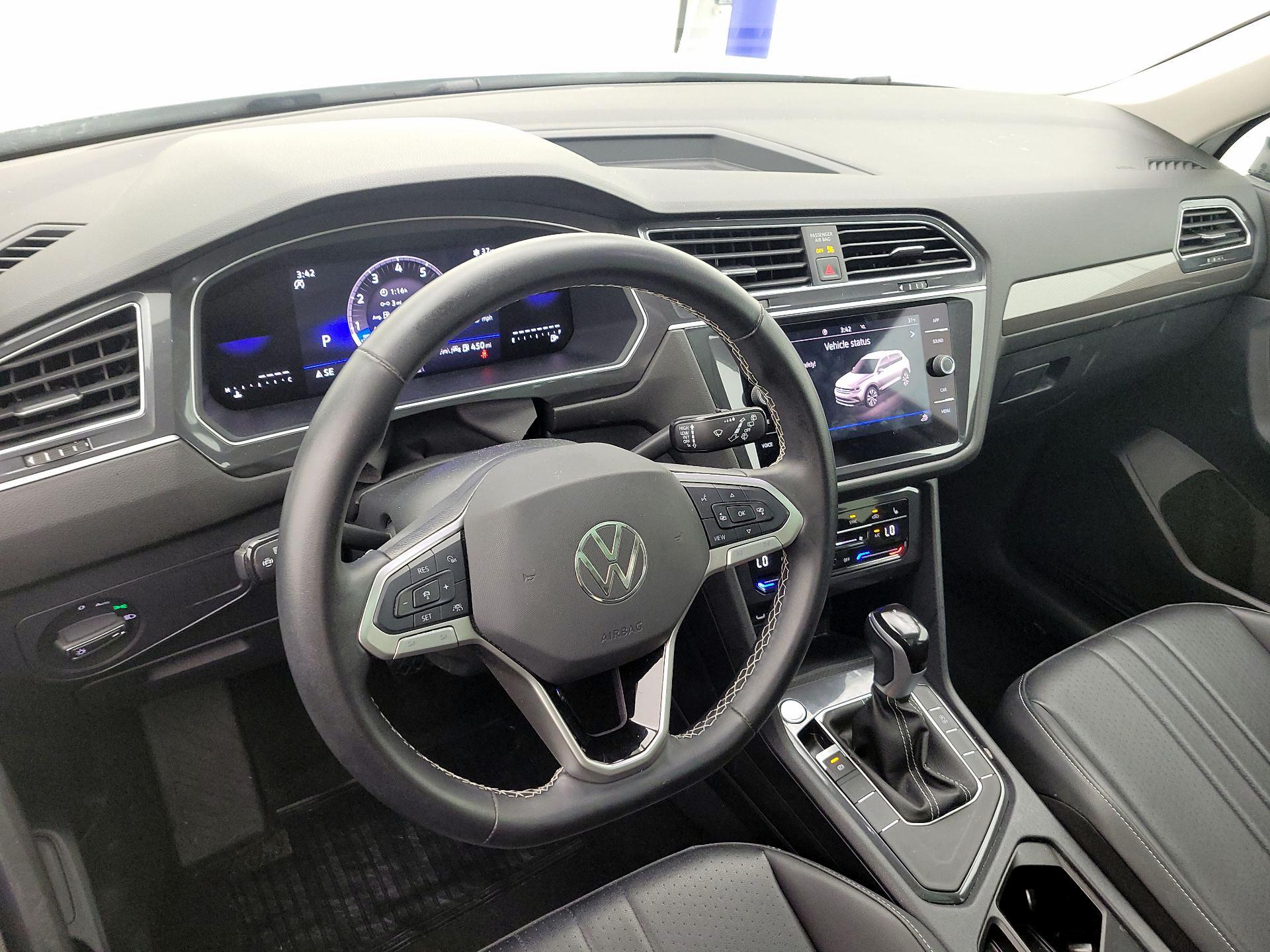 Thumbnail: 2024 Volkswagen Tiguan - 9