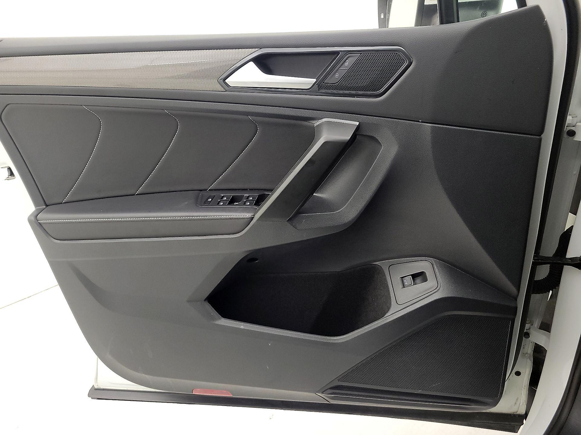 Thumbnail: 2024 Volkswagen Tiguan - 12