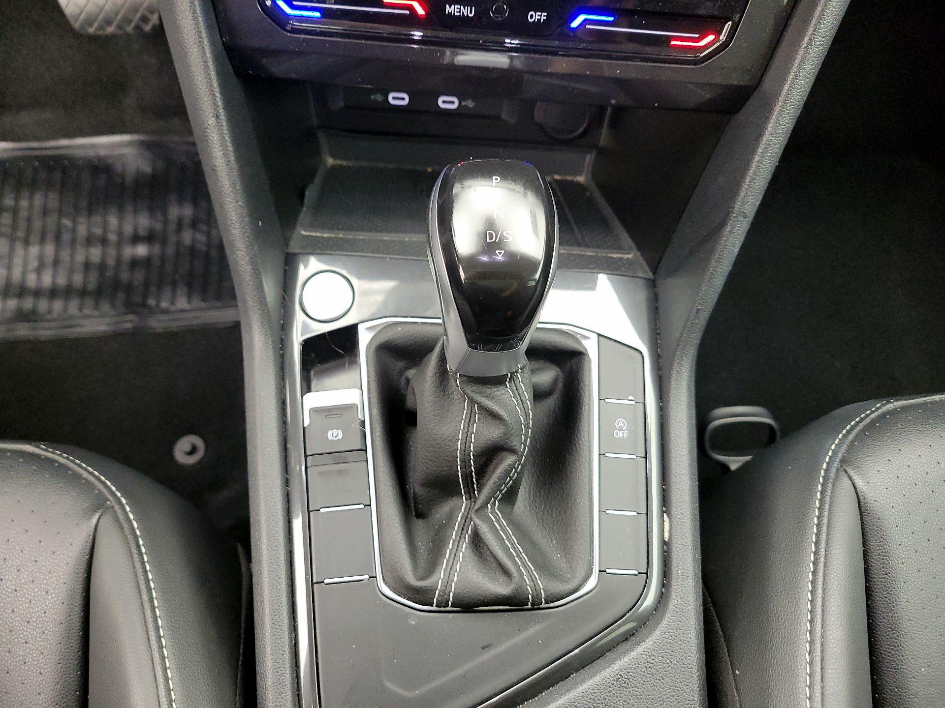 Thumbnail: 2024 Volkswagen Tiguan - 17