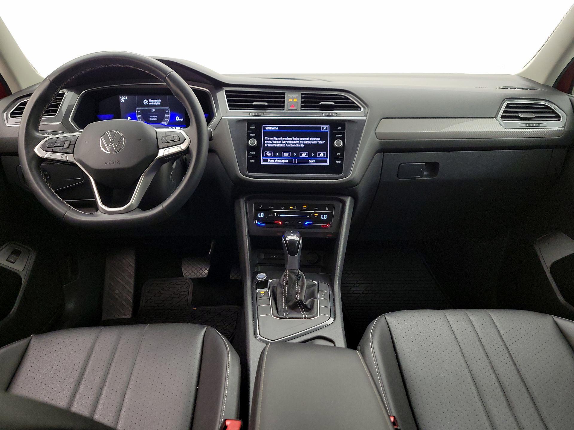 Thumbnail: 2022 Volkswagen Tiguan - 9