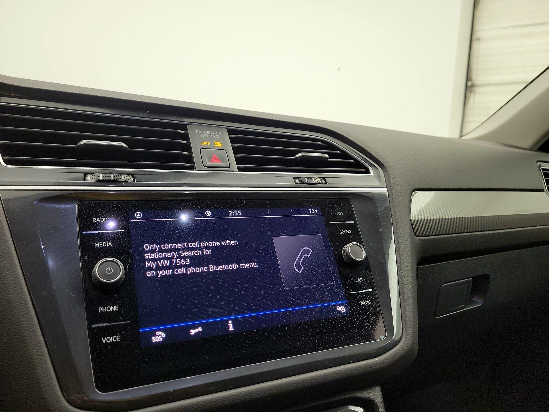 Thumbnail: 2022 Volkswagen Tiguan - 13