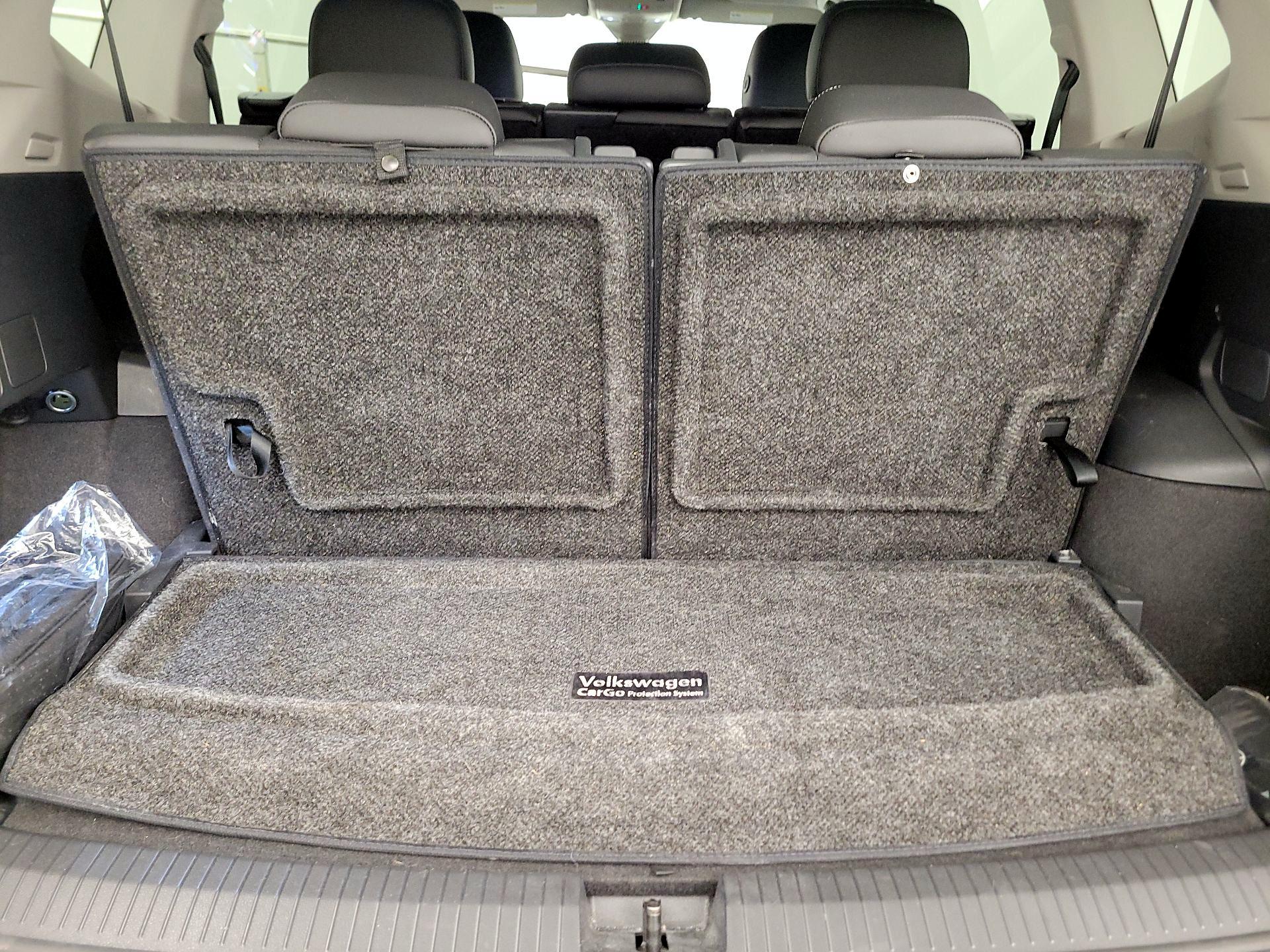 Thumbnail: 2022 Volkswagen Tiguan - 16