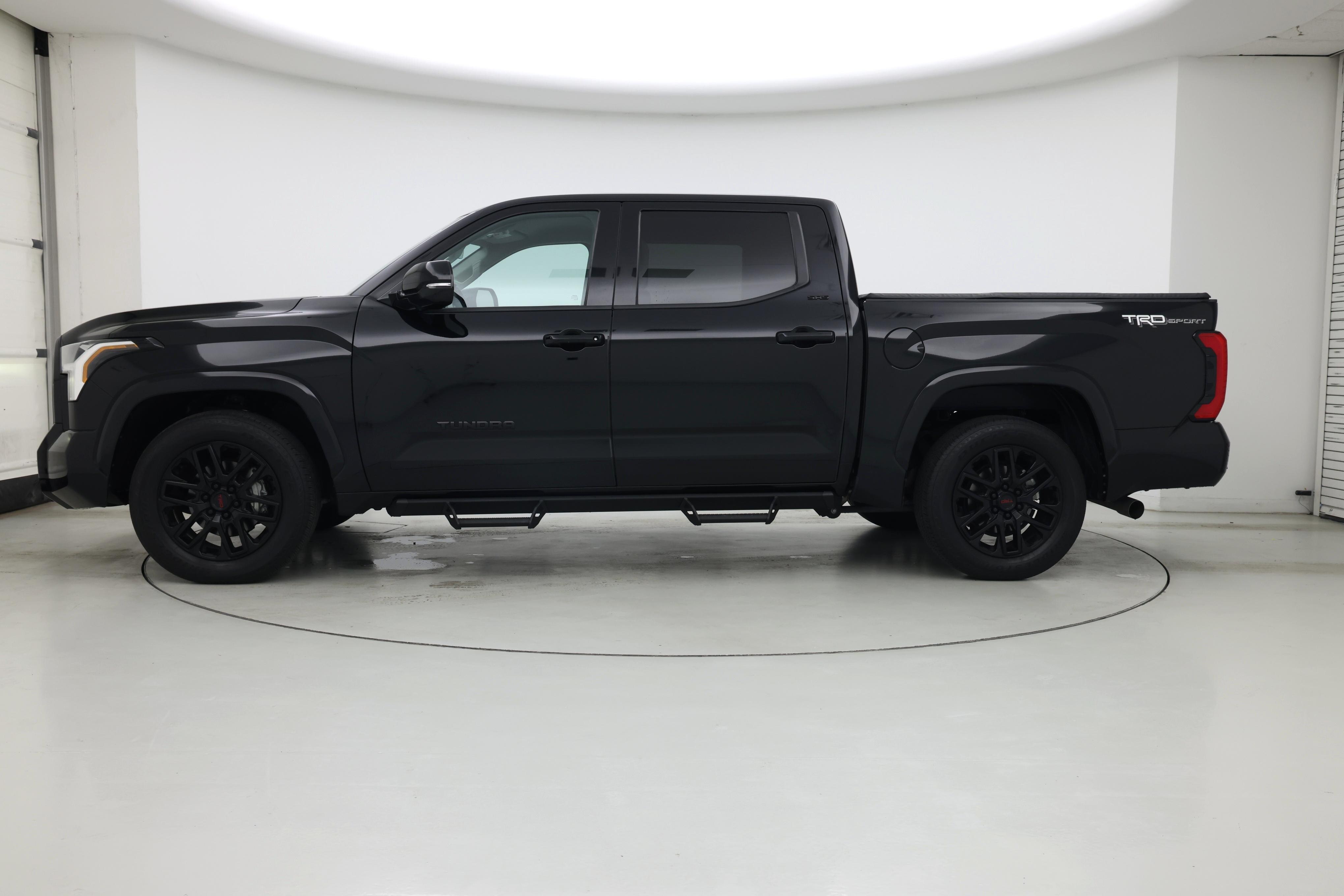 Thumbnail: 2023 Toyota Tundra - 3