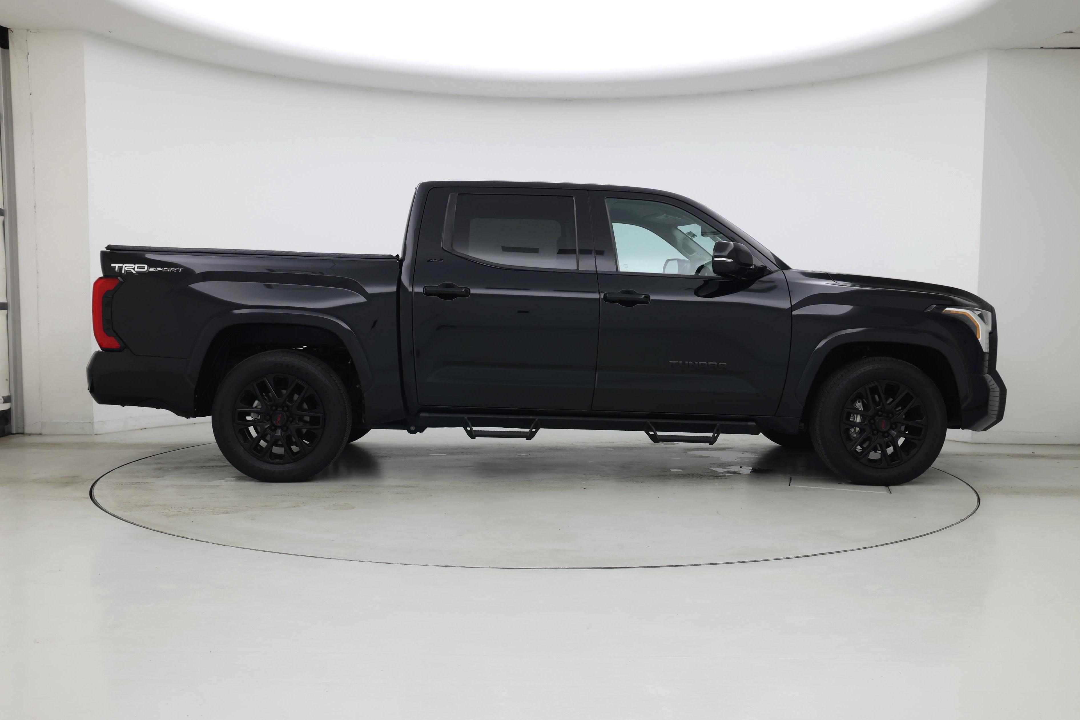 Thumbnail: 2023 Toyota Tundra - 7