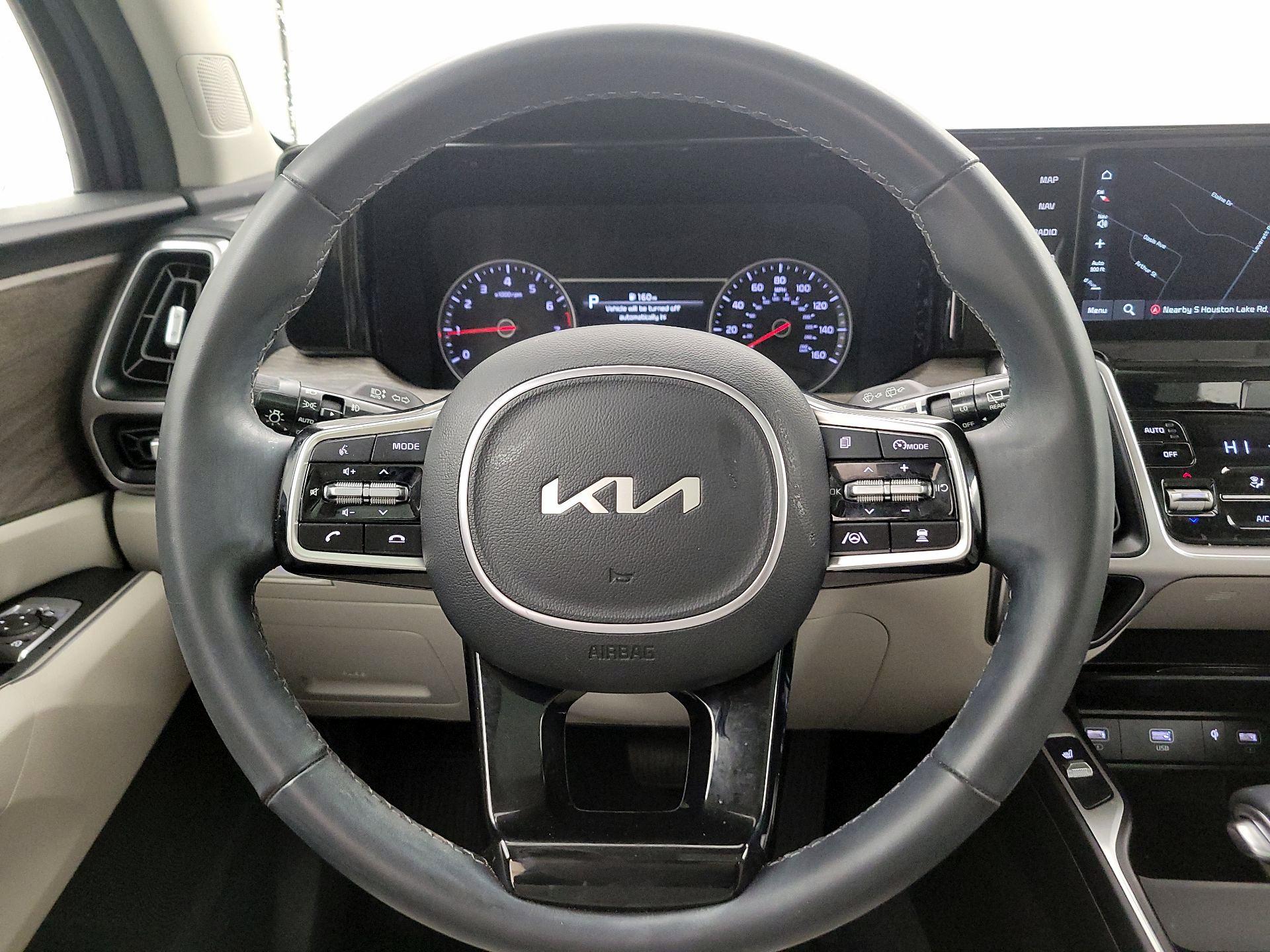 Thumbnail: 2023 Kia Sorento - 10