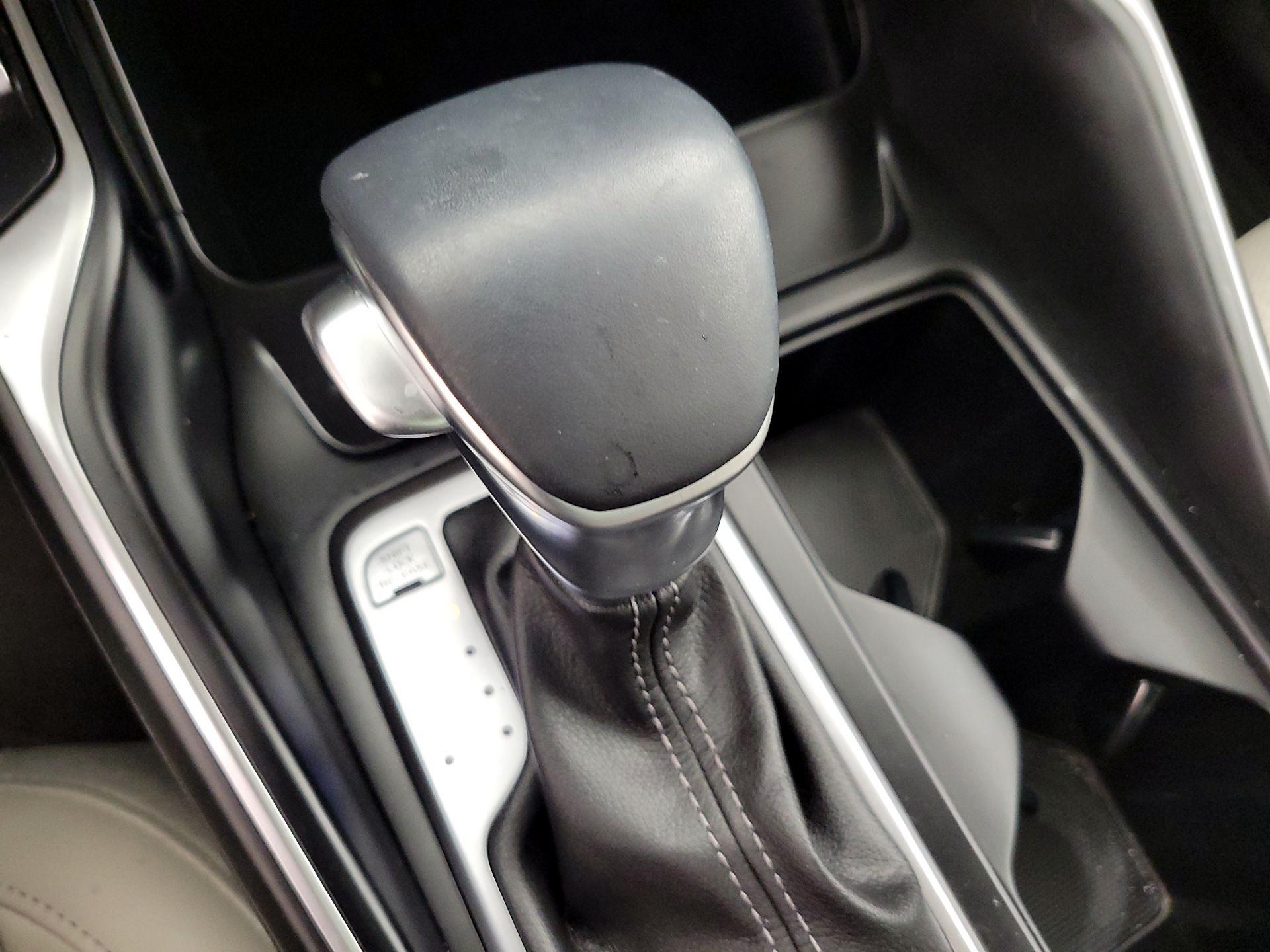 Thumbnail: 2023 Kia Sorento - 18