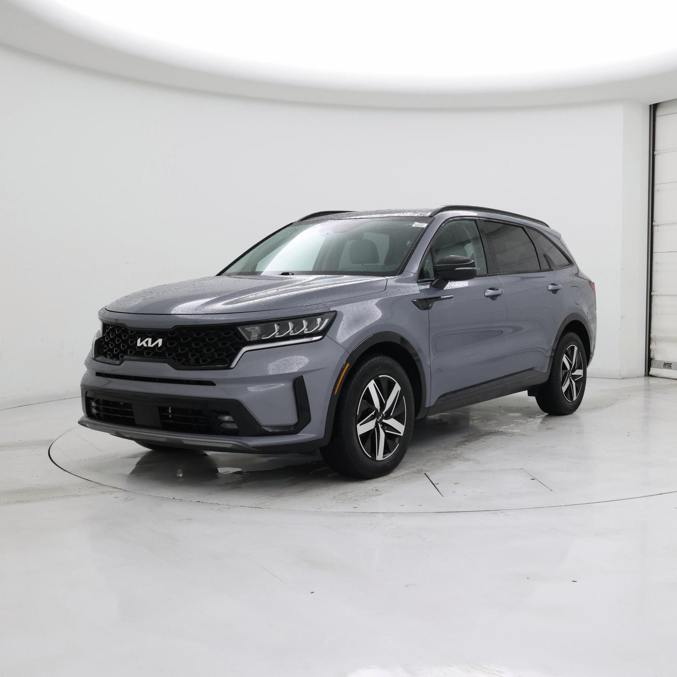 Thumbnail: 2023 Kia Sorento - 4