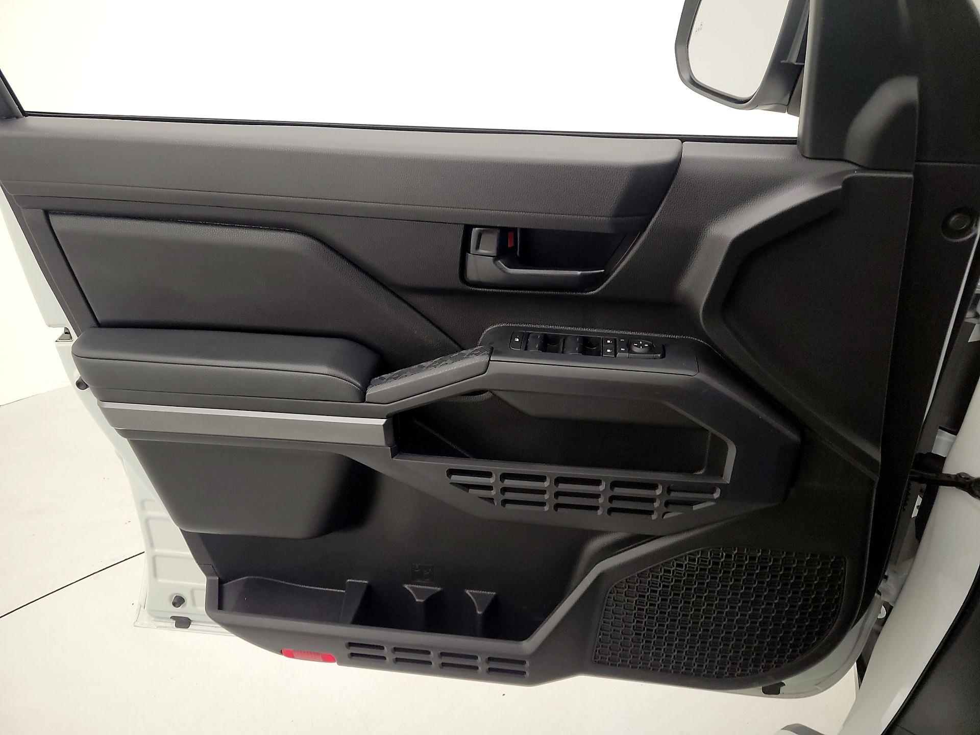 Thumbnail: 2024 Toyota Tacoma - 12