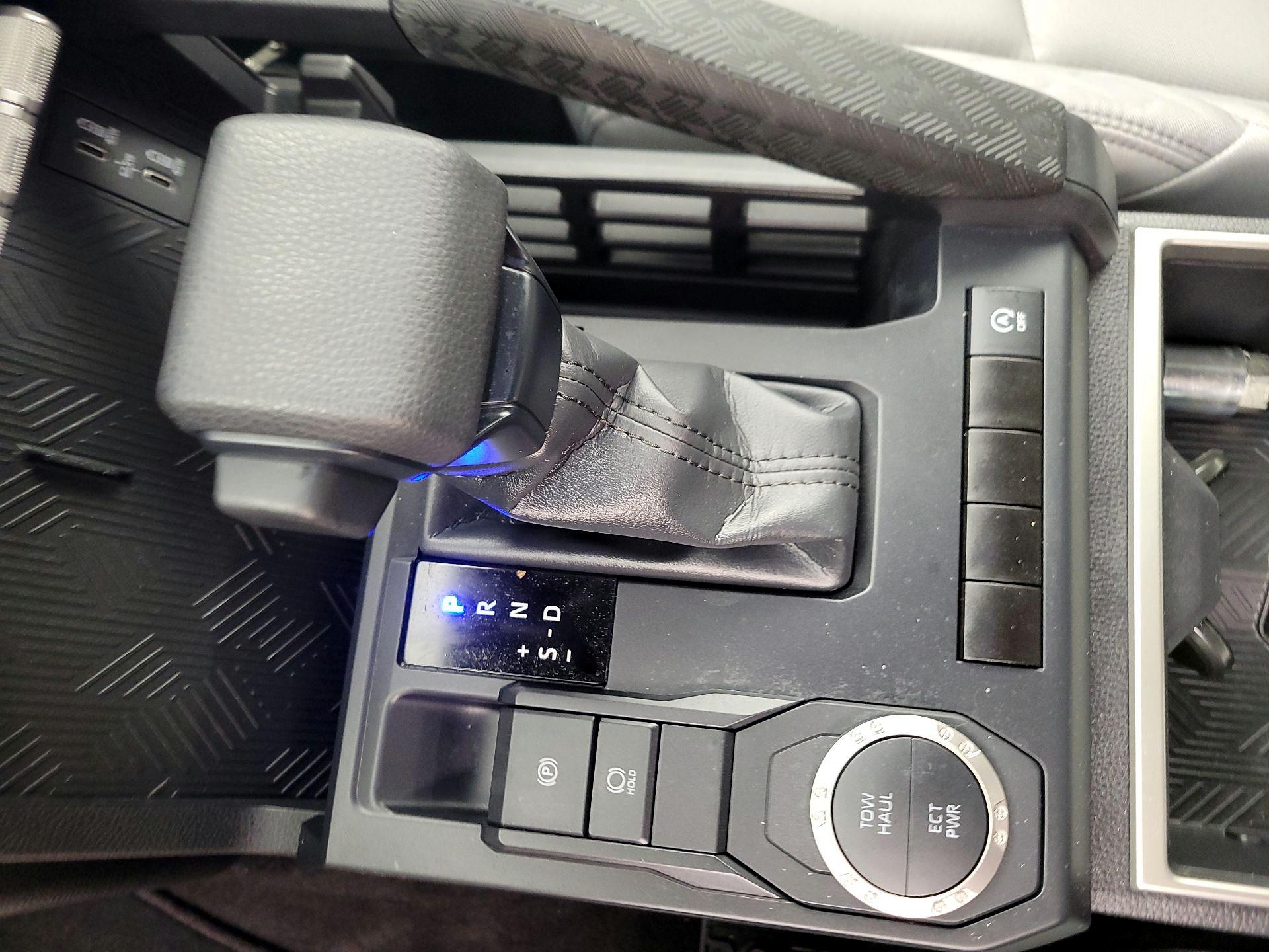 Thumbnail: 2024 Toyota Tacoma - 17