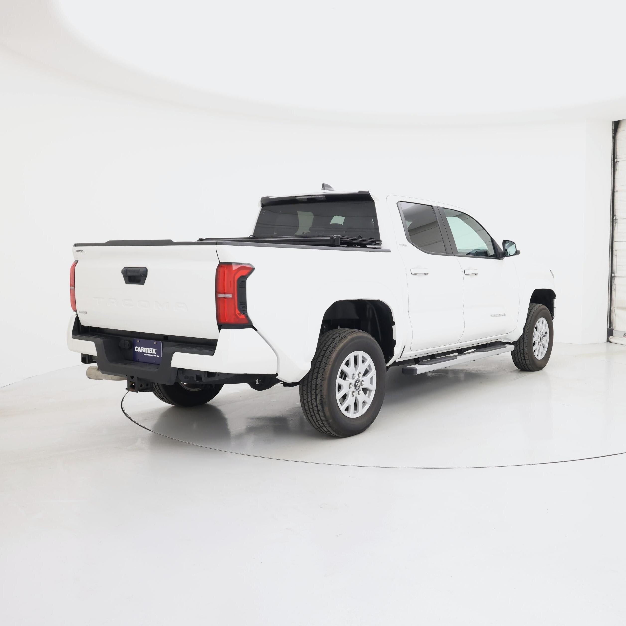 Thumbnail: 2024 Toyota Tacoma - 8