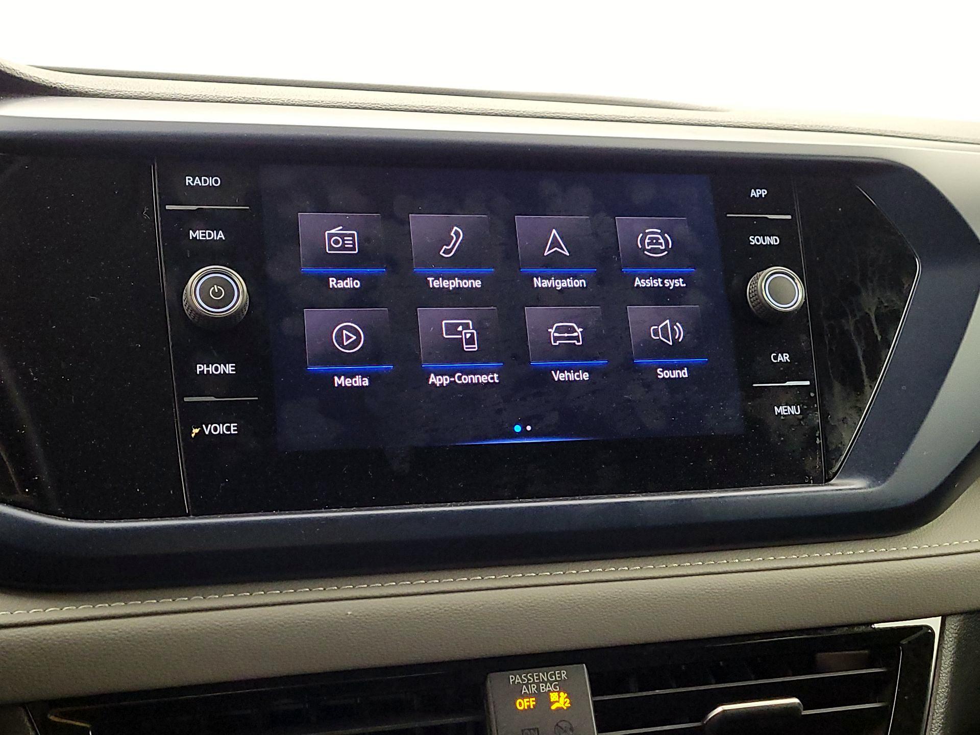 Thumbnail: 2024 Volkswagen Taos - 15