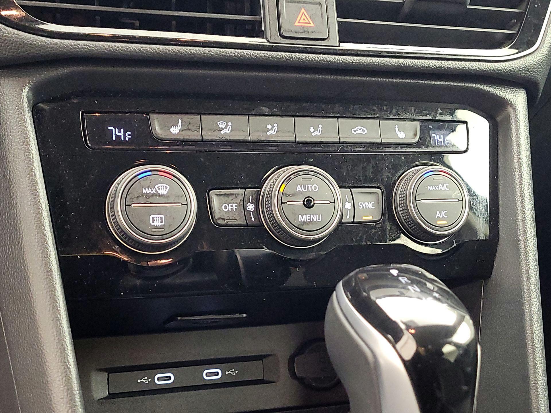 Thumbnail: 2024 Volkswagen Taos - 16