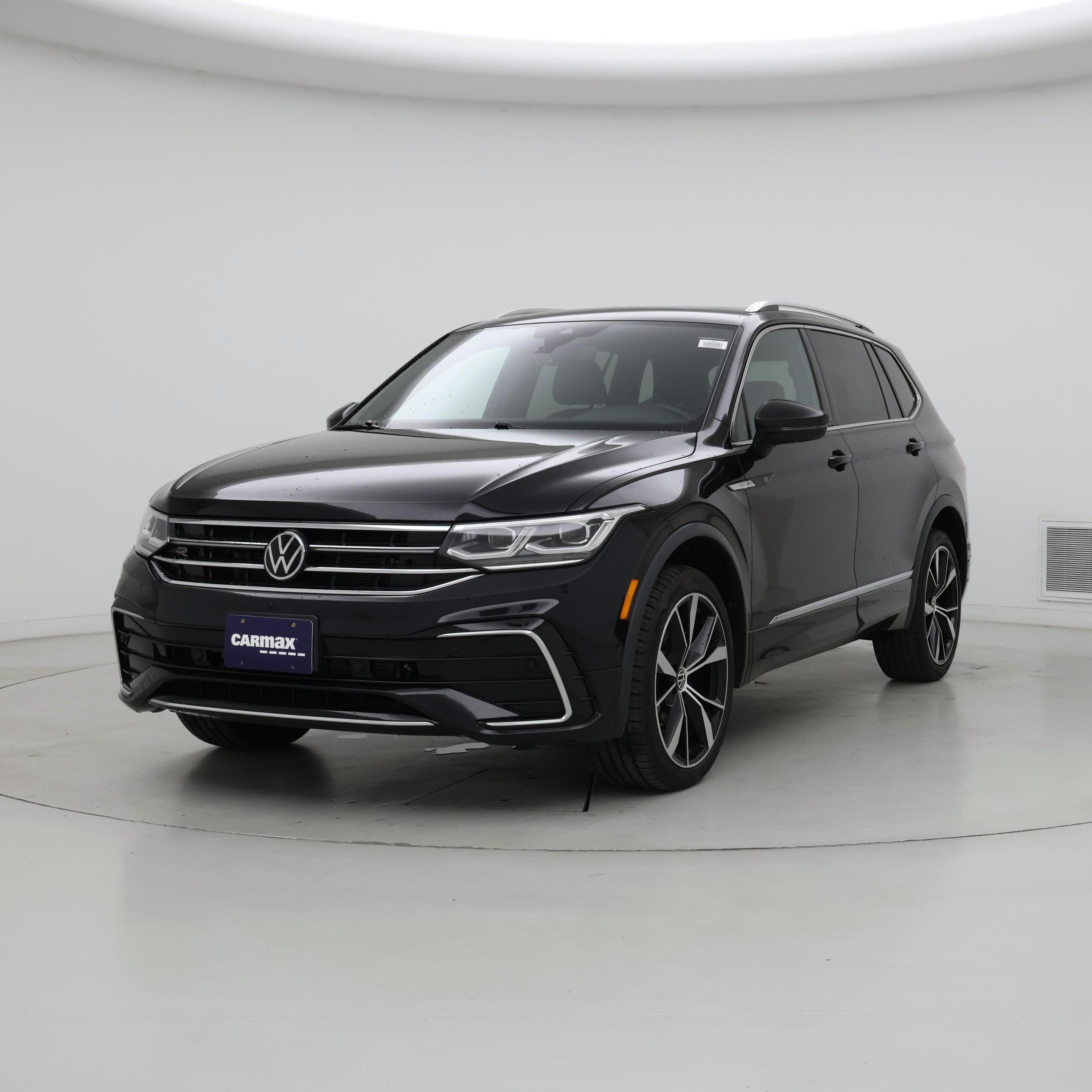 Thumbnail: 2022 Volkswagen Tiguan - 4