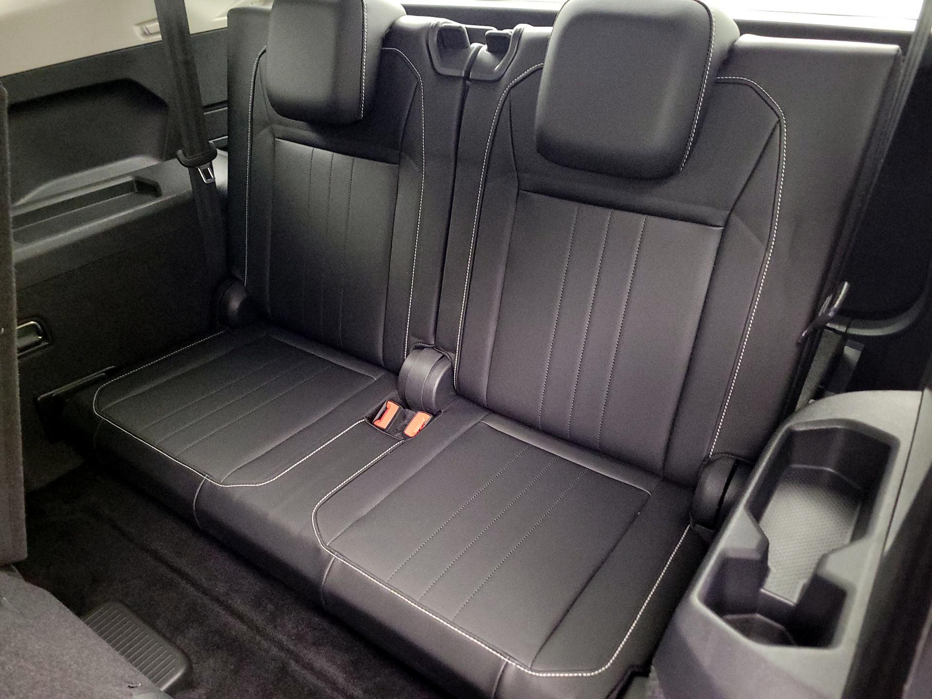 Thumbnail: 2023 Volkswagen Tiguan - 19