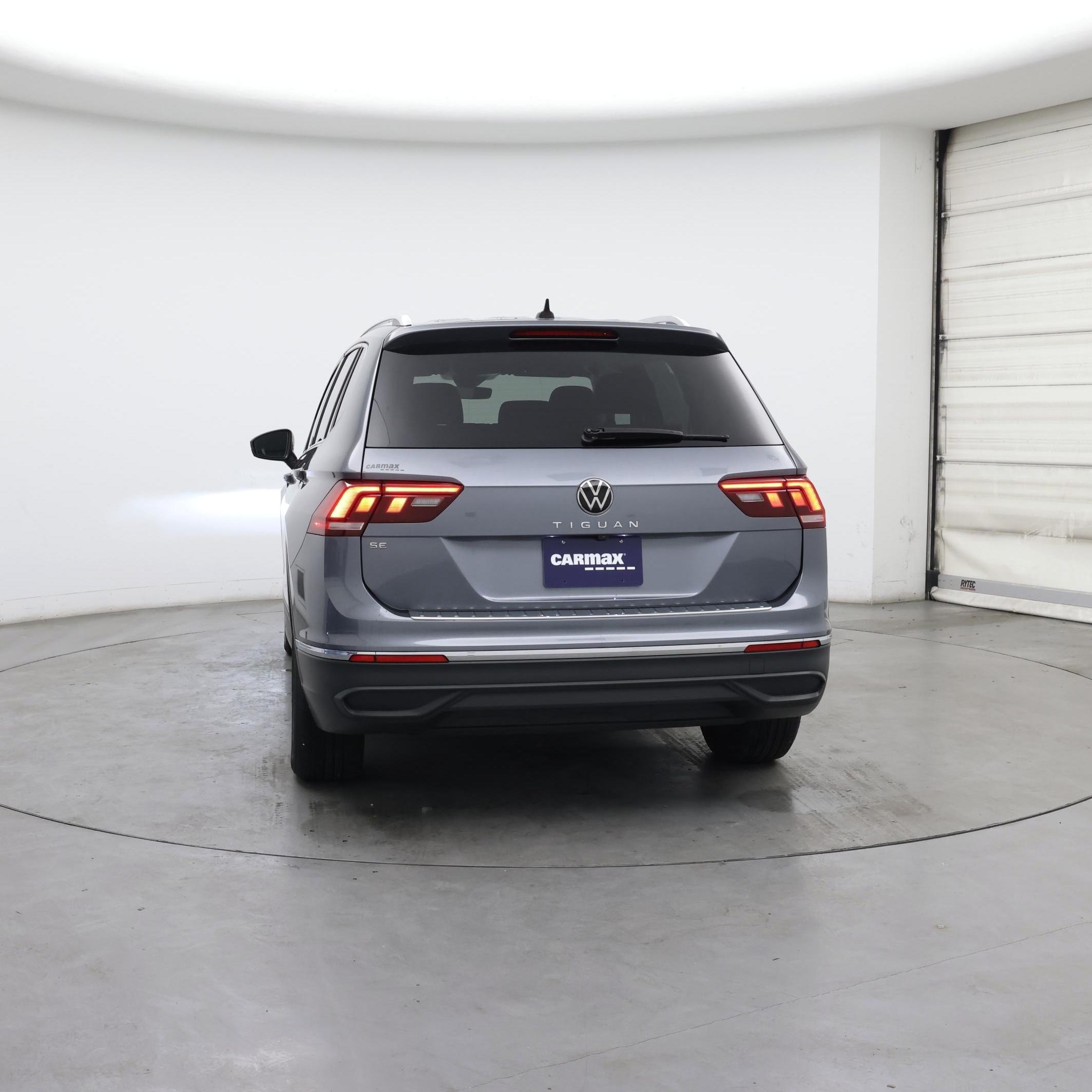 Thumbnail: 2023 Volkswagen Tiguan - 6