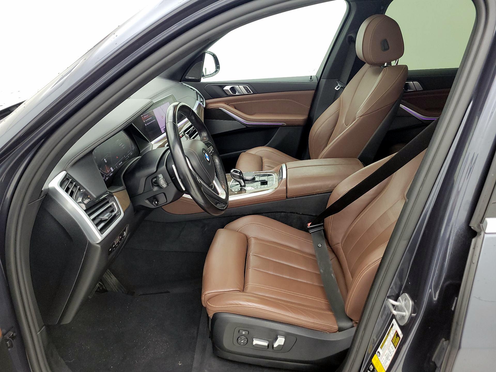 Thumbnail: 2021 BMW X5 - 11