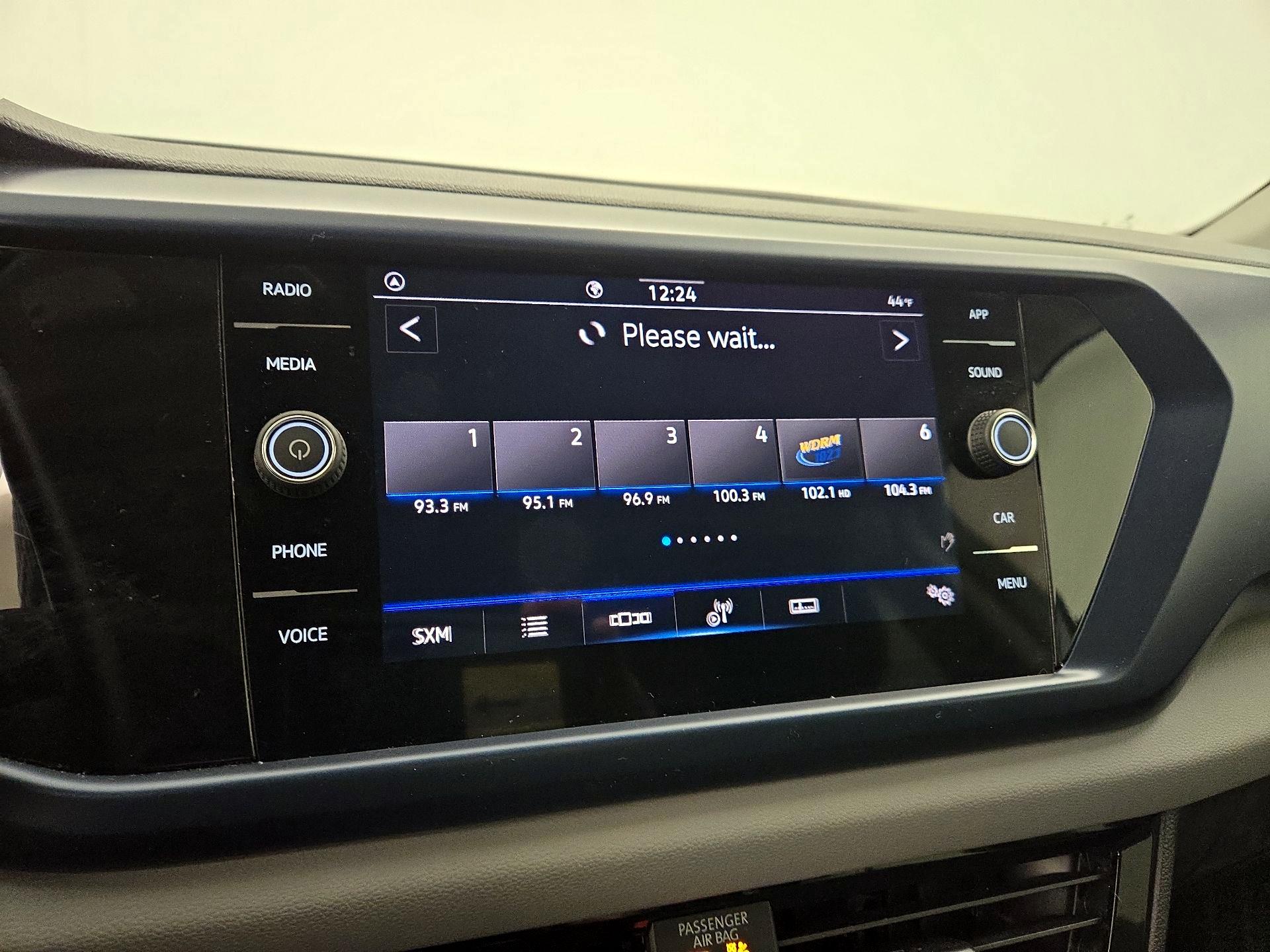 Thumbnail: 2023 Volkswagen Taos - 15