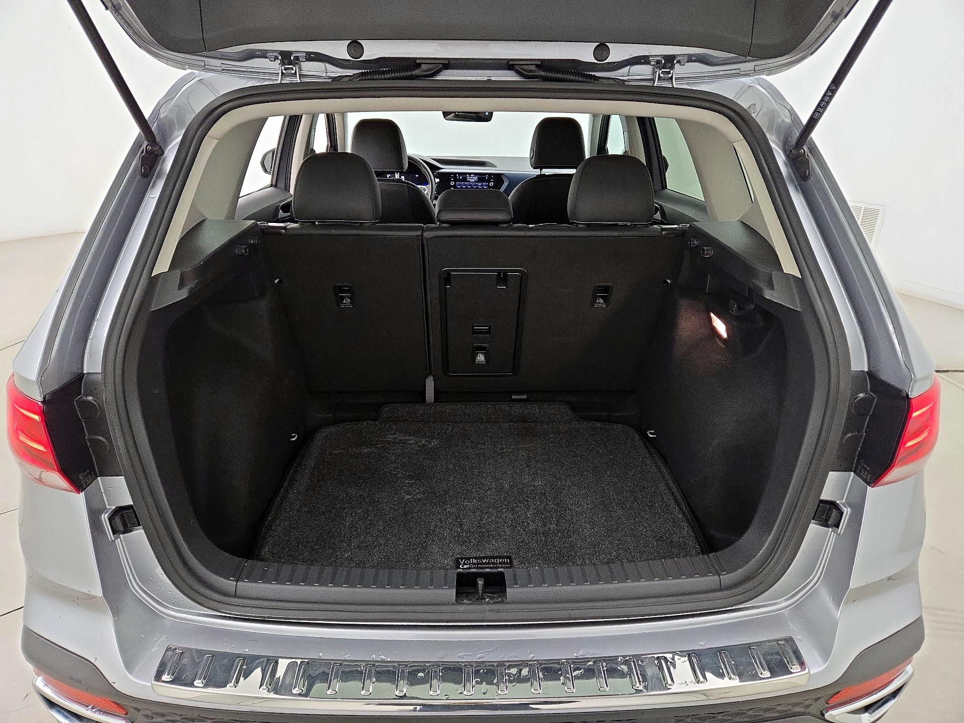 Thumbnail: 2023 Volkswagen Taos - 20