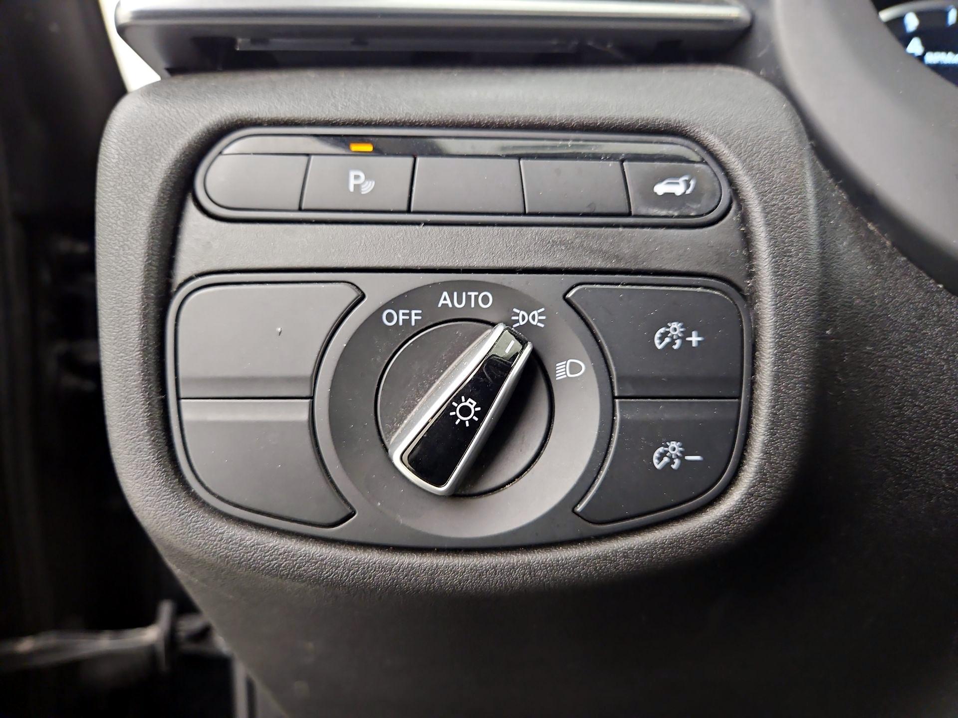 Thumbnail: 2021 INFINITI QX50 - 13