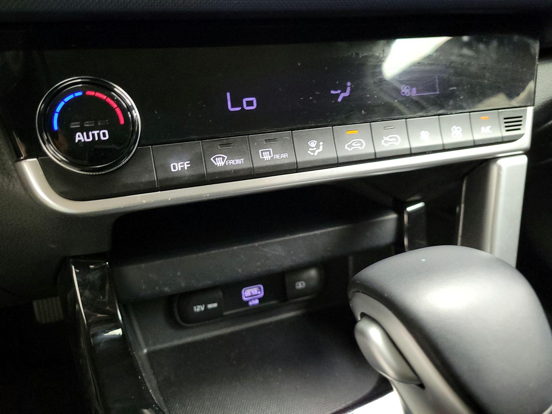 Thumbnail: 2023 Kia Seltos - 17