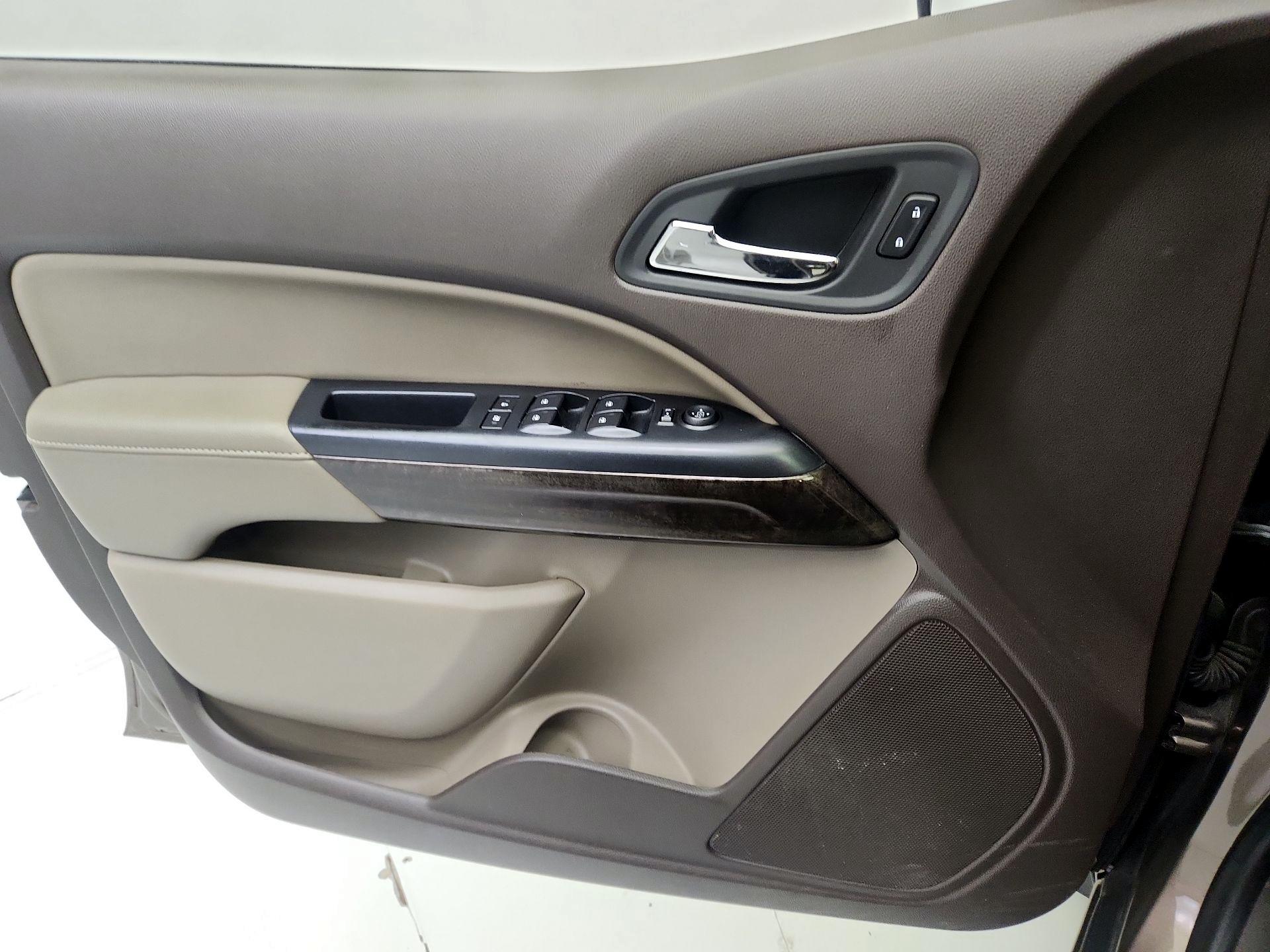 Thumbnail: 2016 GMC Canyon - 12