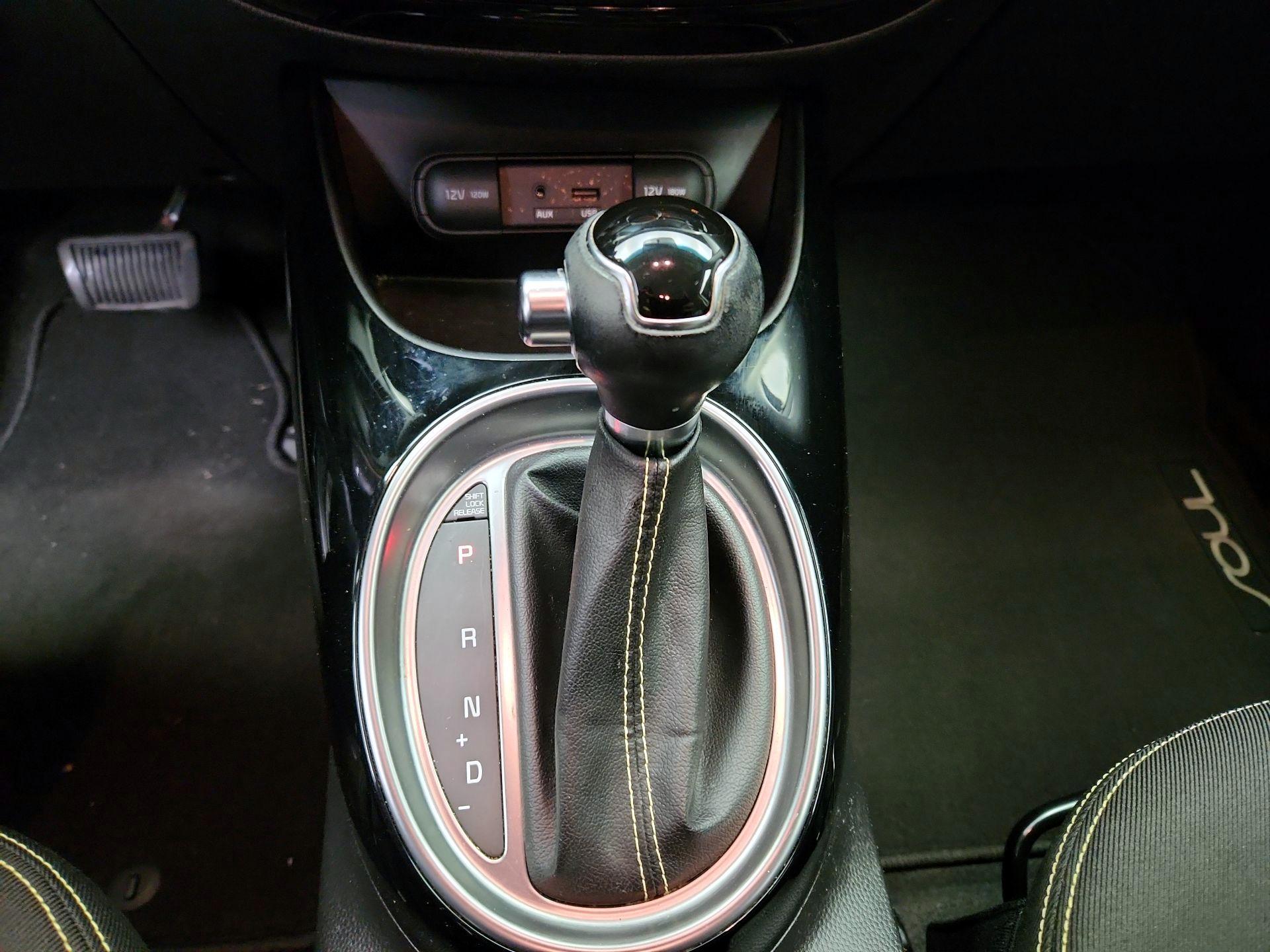 Thumbnail: 2014 Kia Soul - 18