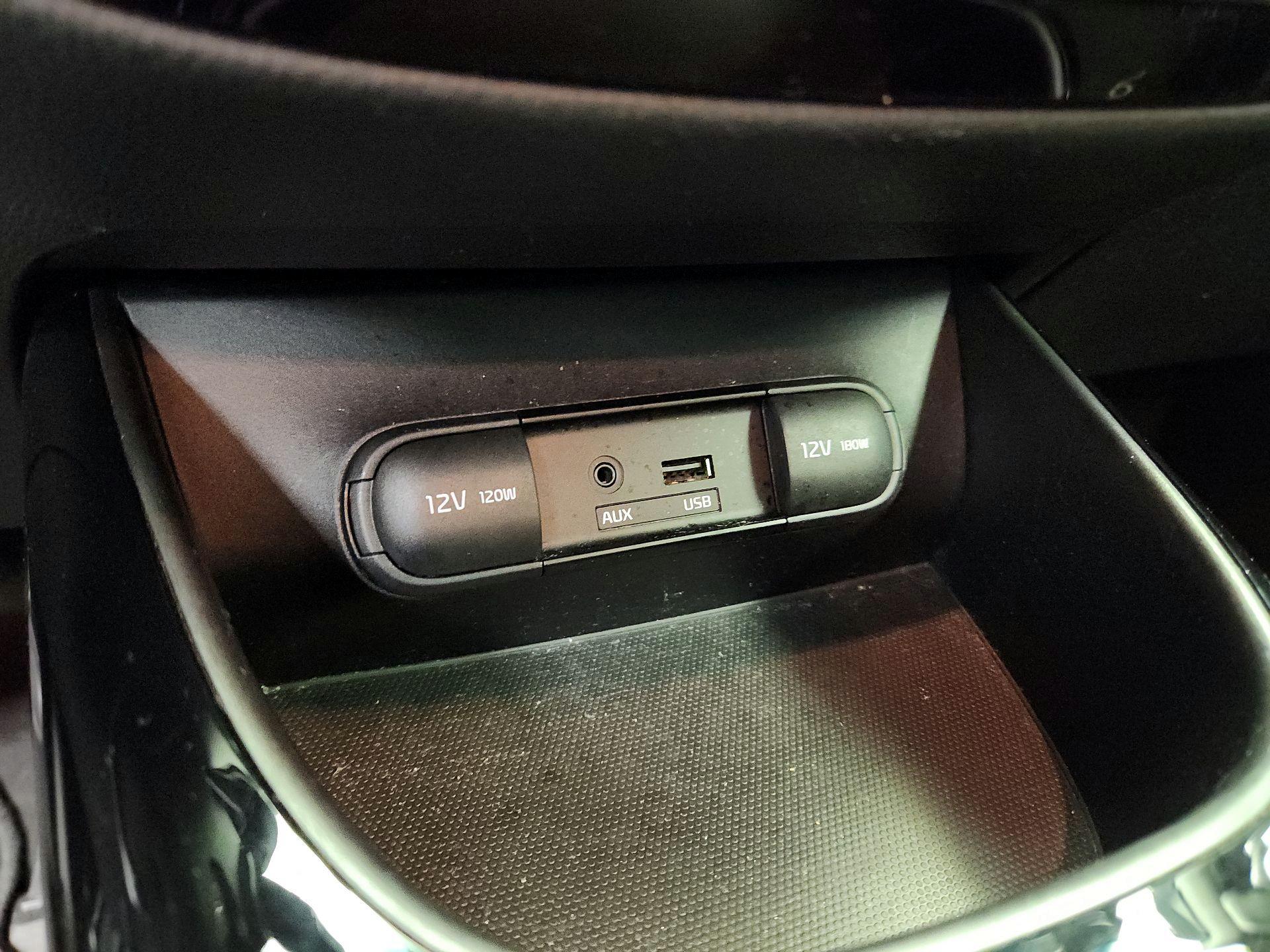 Thumbnail: 2014 Kia Soul - 19