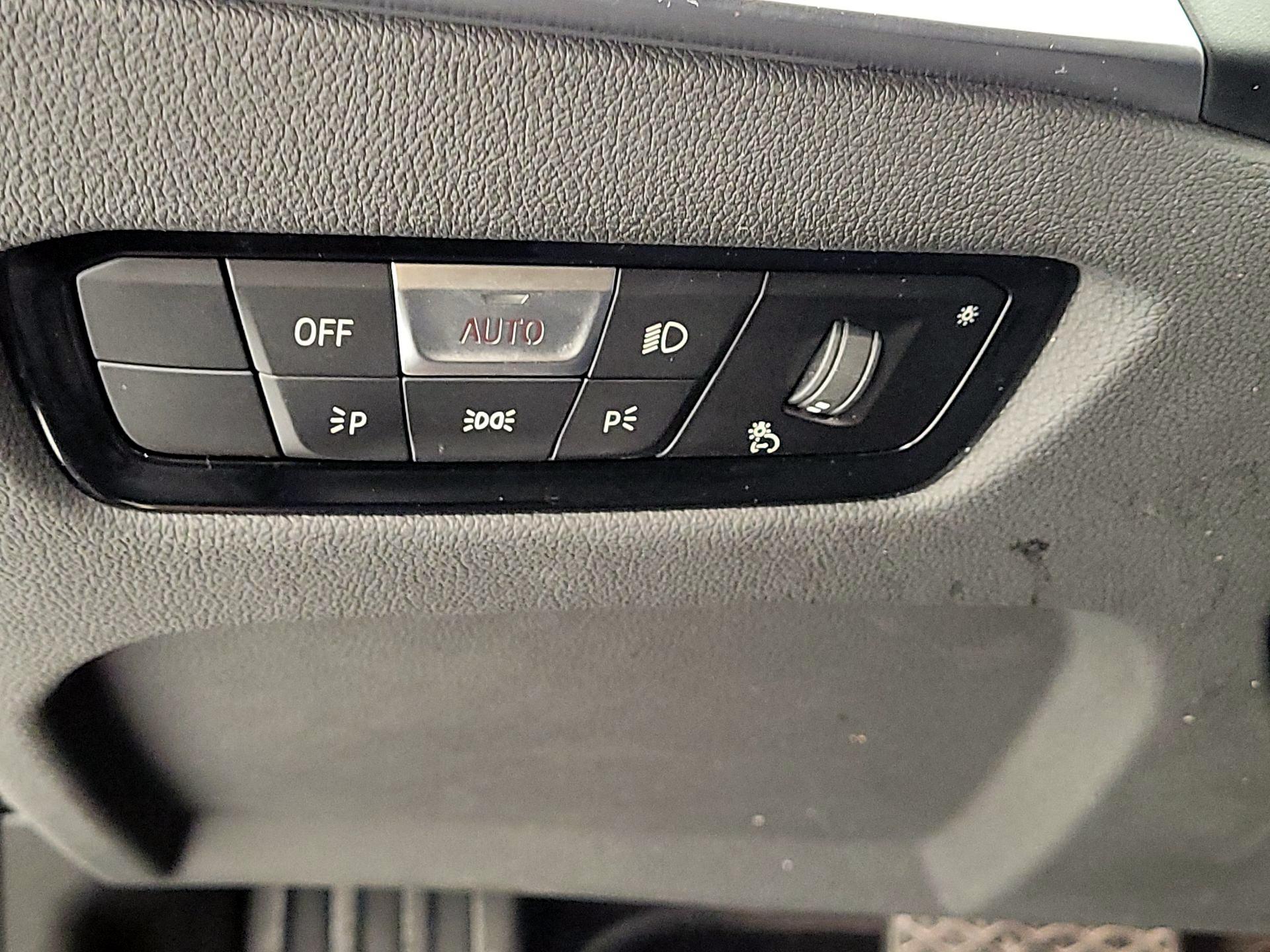 Thumbnail: 2024 BMW 3 Series - 13