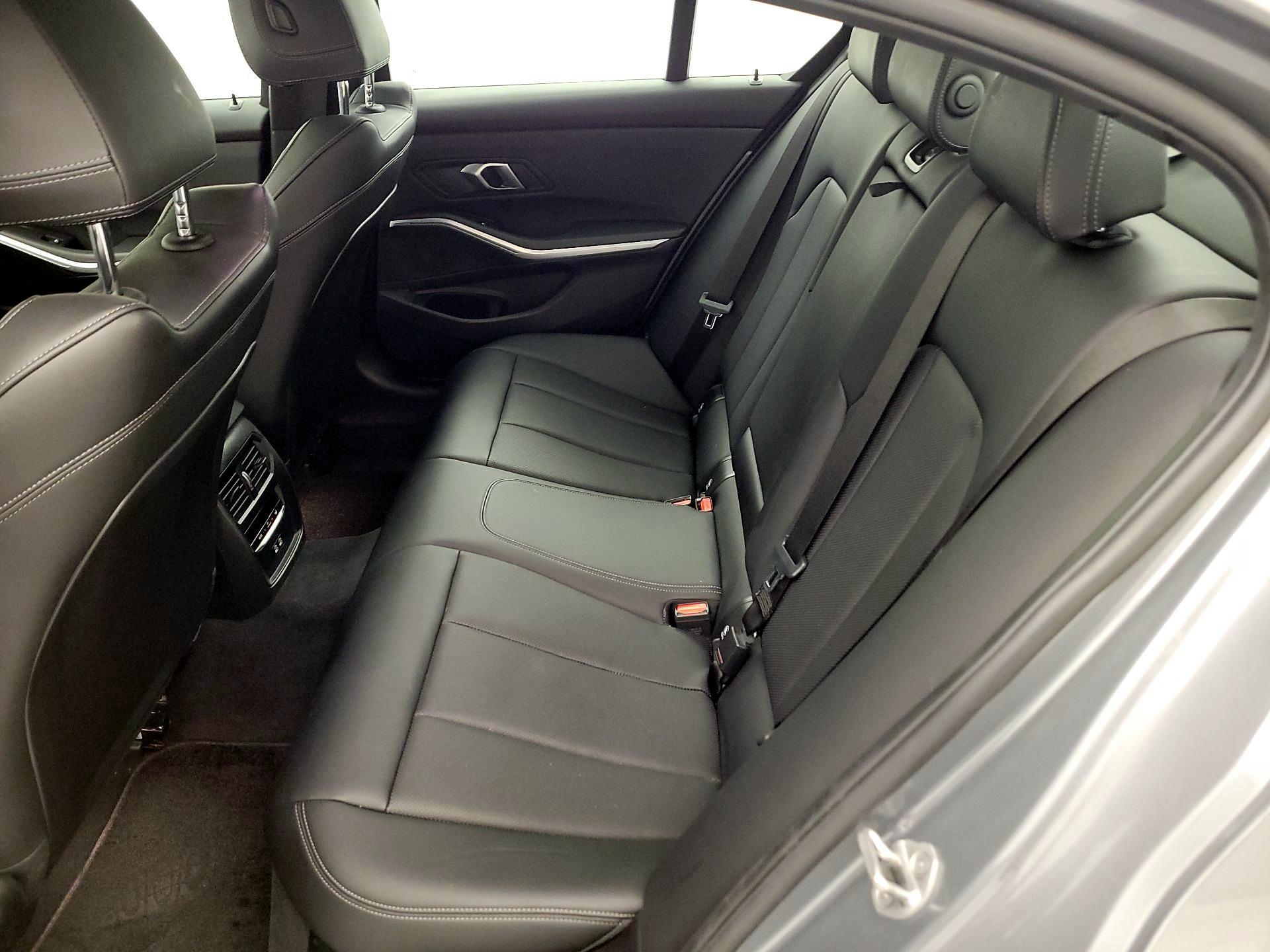 Thumbnail: 2024 BMW 3 Series - 20