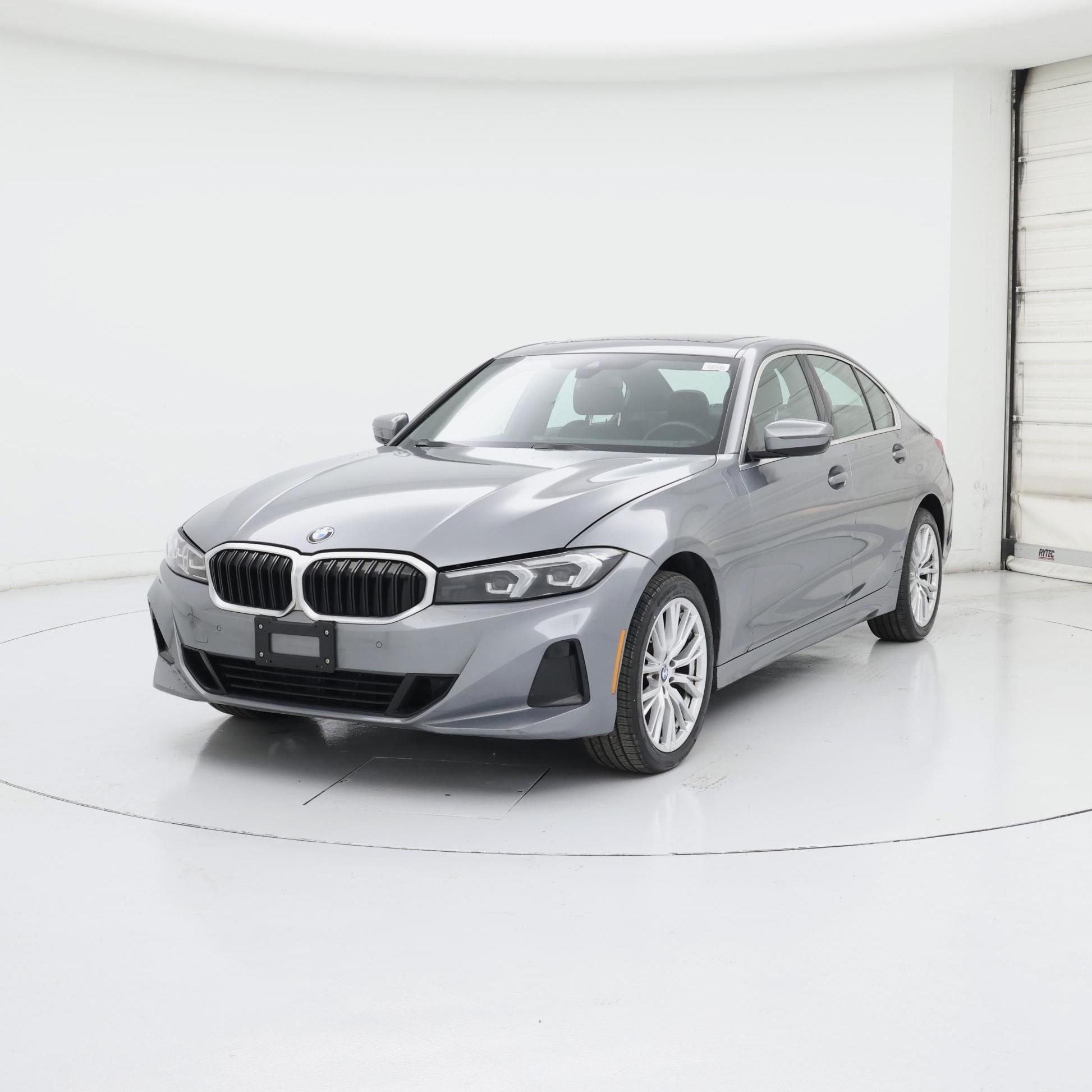 Thumbnail: 2024 BMW 3 Series - 4